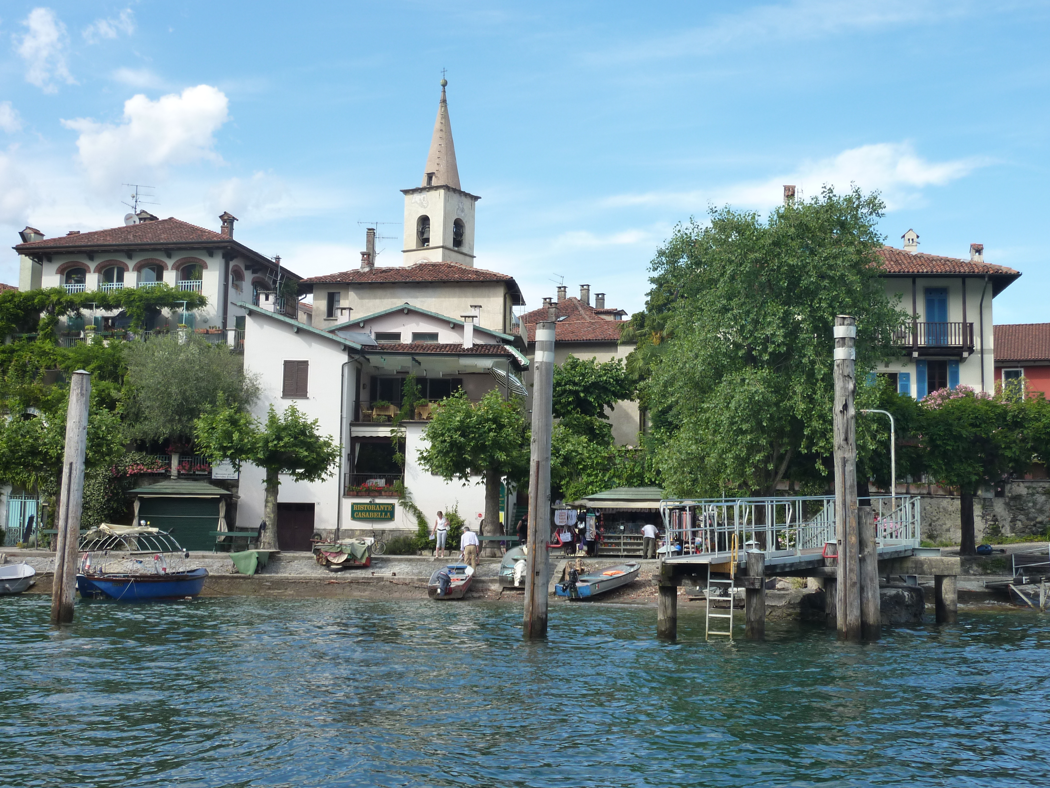 Picture Italy Isola Pescatori 2009-06 25 - Recreation Isola Pescatori