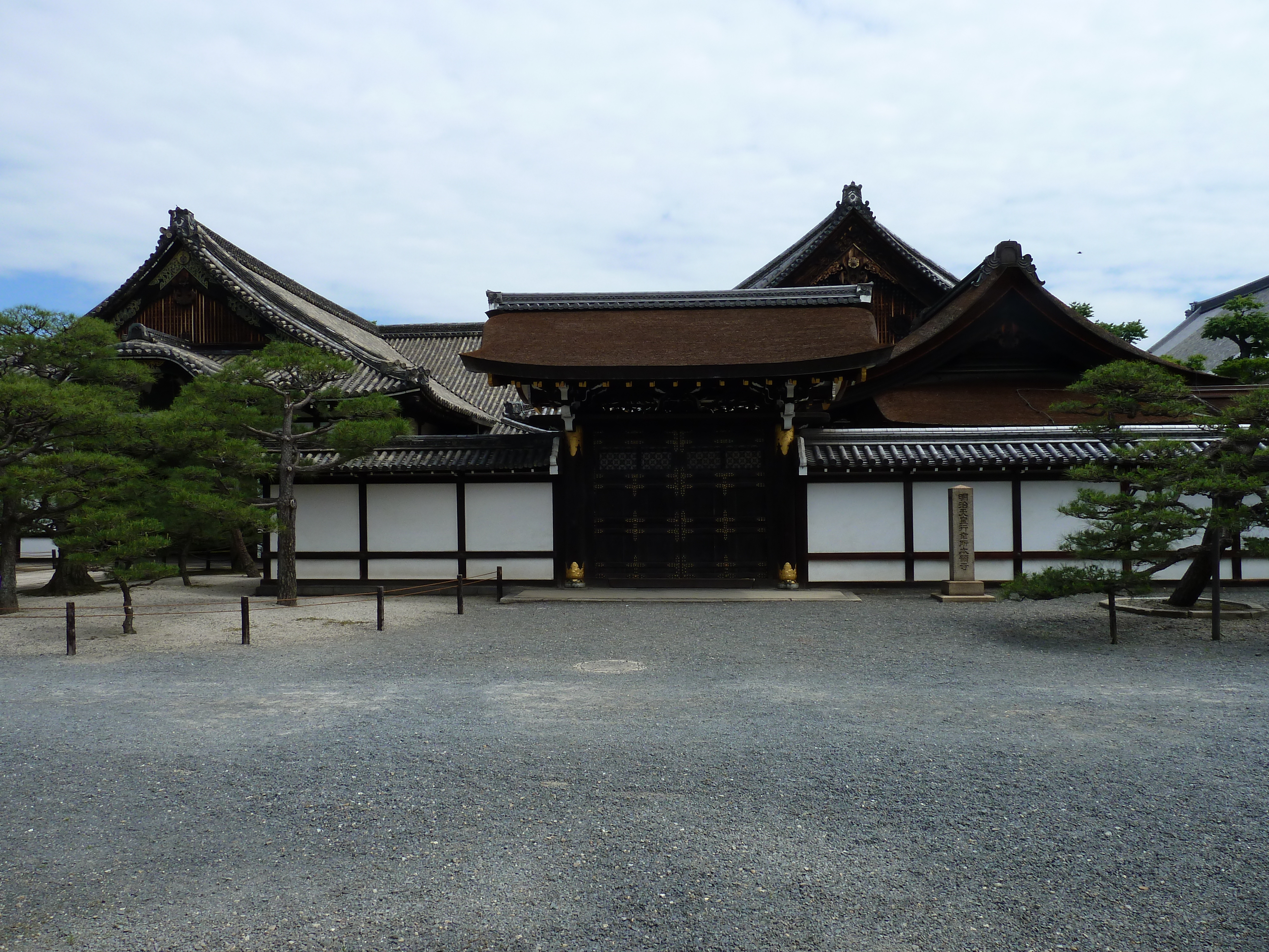 Picture Japan Kyoto Nishi Honganji Temple 2010-06 27 - Center Nishi Honganji Temple