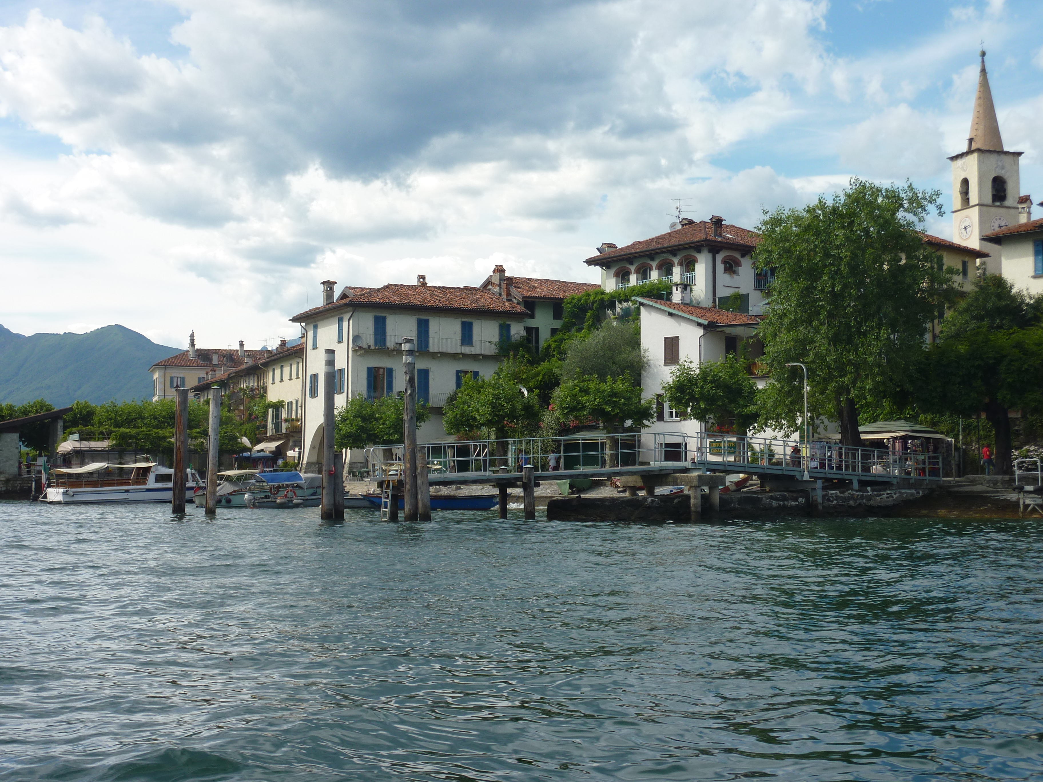 Picture Italy Isola Pescatori 2009-06 28 - History Isola Pescatori