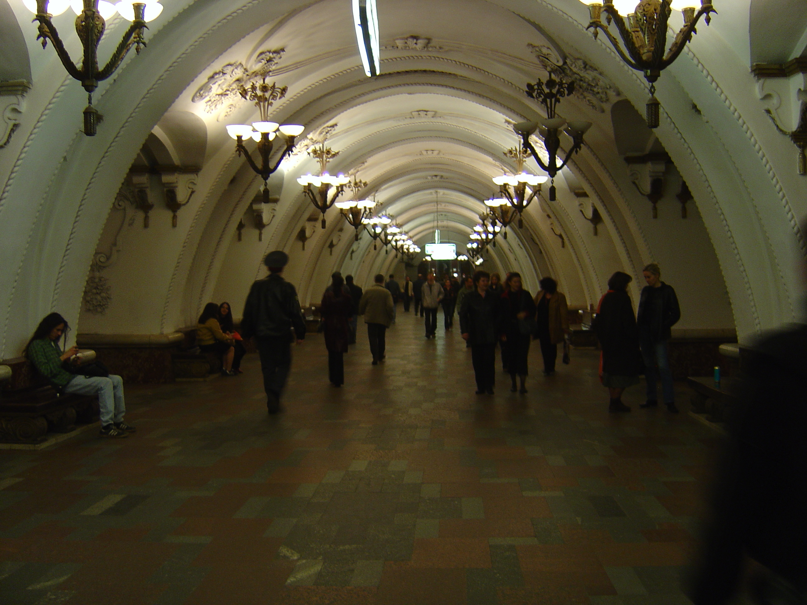 Picture Russia Moscow Subway 2005-04 5 - Around Subway