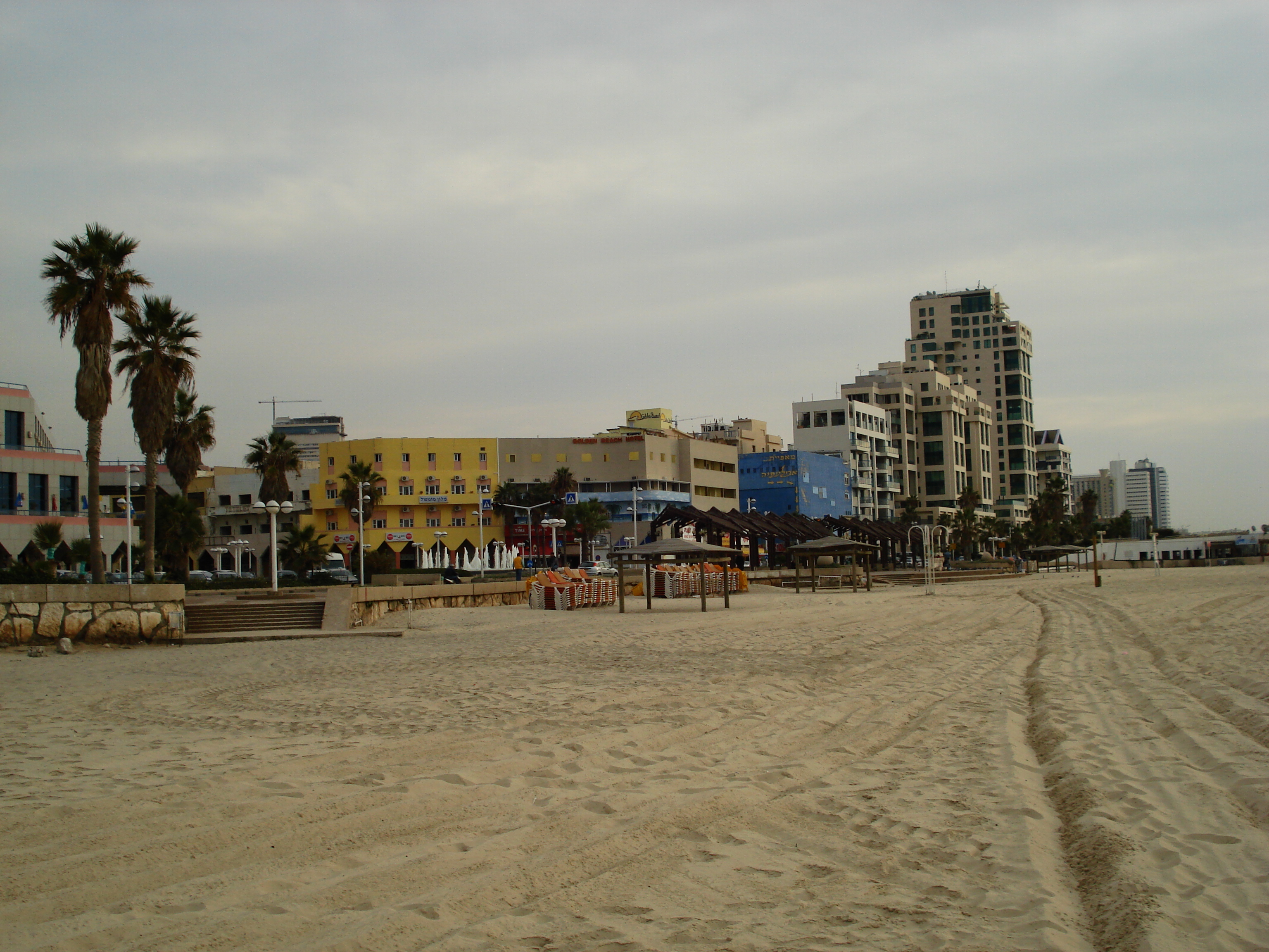 Picture Israel Tel Aviv Tel Aviv Sea Shore 2006-12 175 - History Tel Aviv Sea Shore