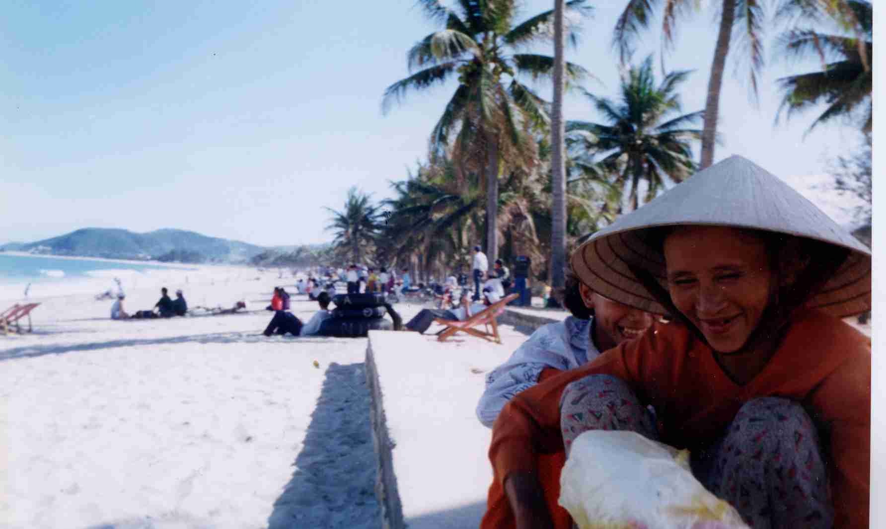 Picture Vietnam Na Trang 1995-12 17 - Discovery Na Trang