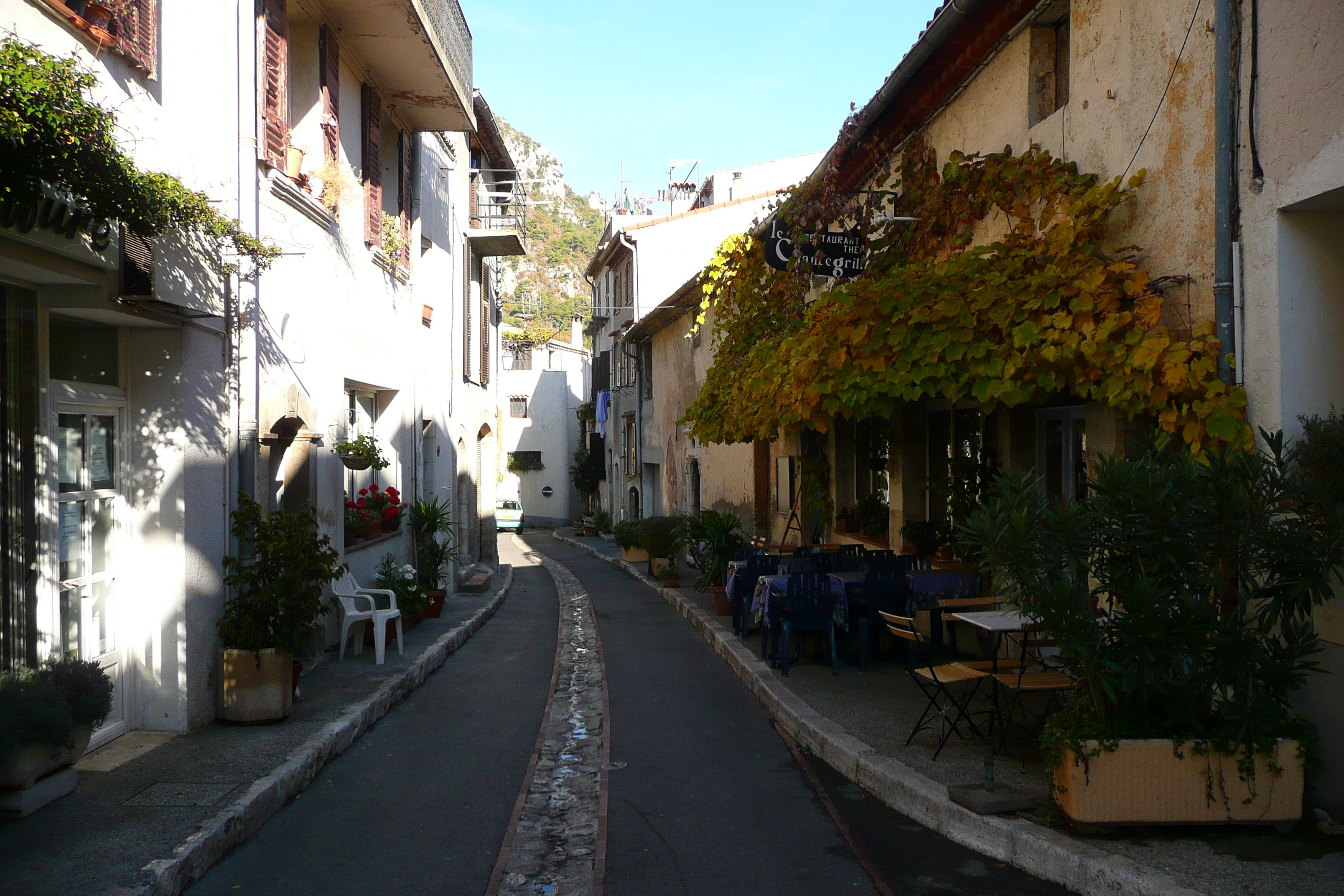 Picture France Saint Jeannet 2007-11 6 - Tours Saint Jeannet