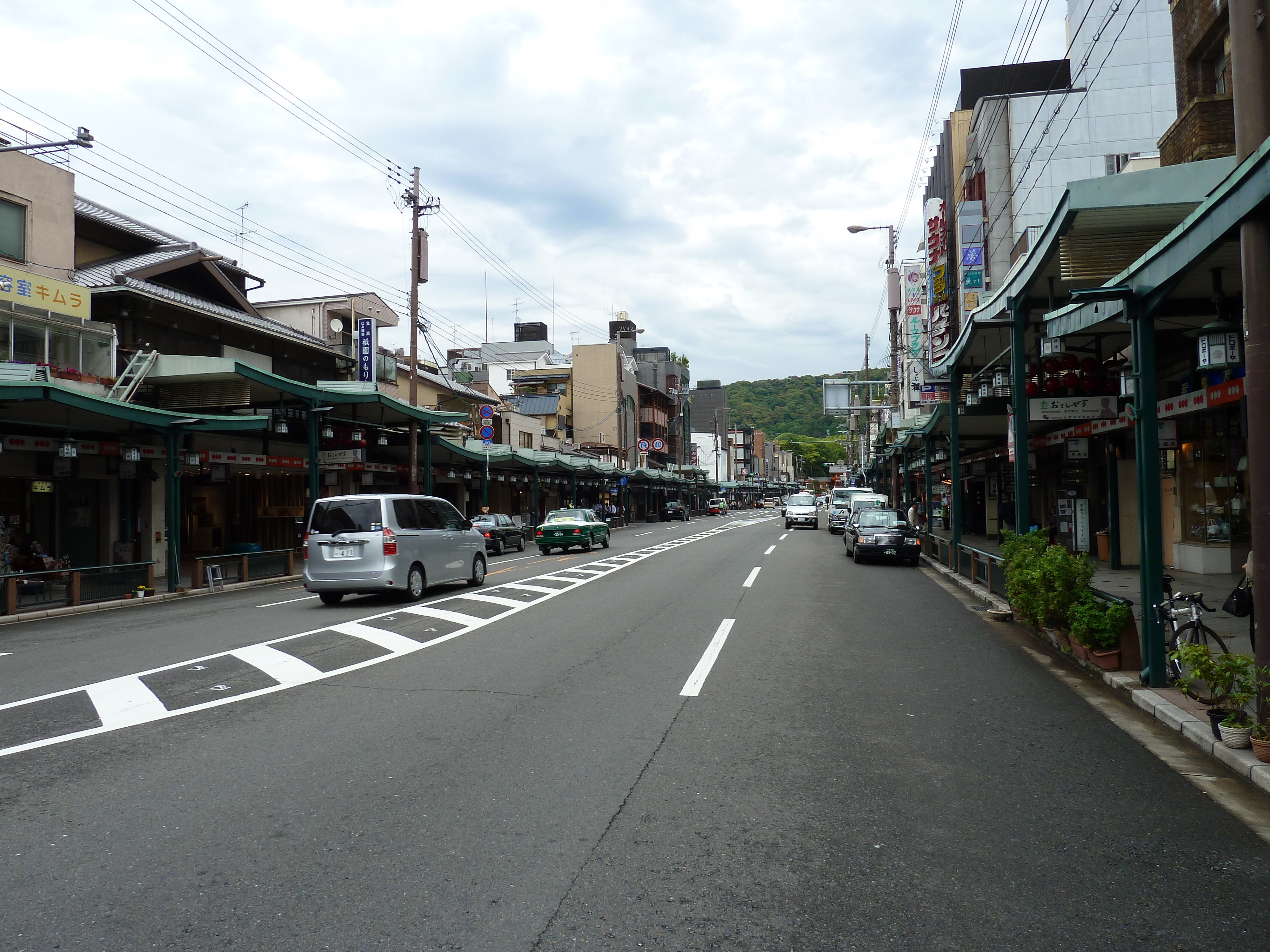 Picture Japan Kyoto Gion 2010-06 10 - Tours Gion