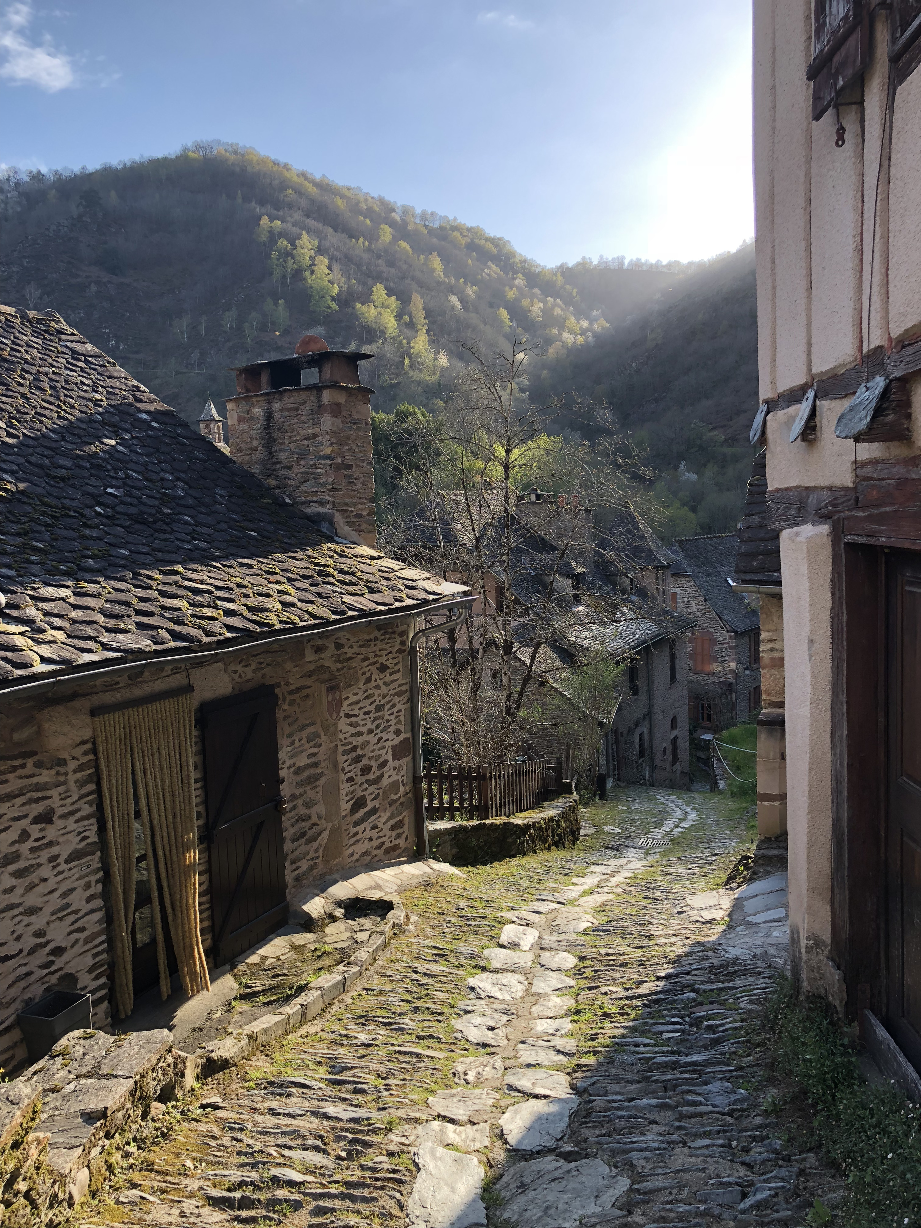 Picture France Conques 2018-04 2 - History Conques