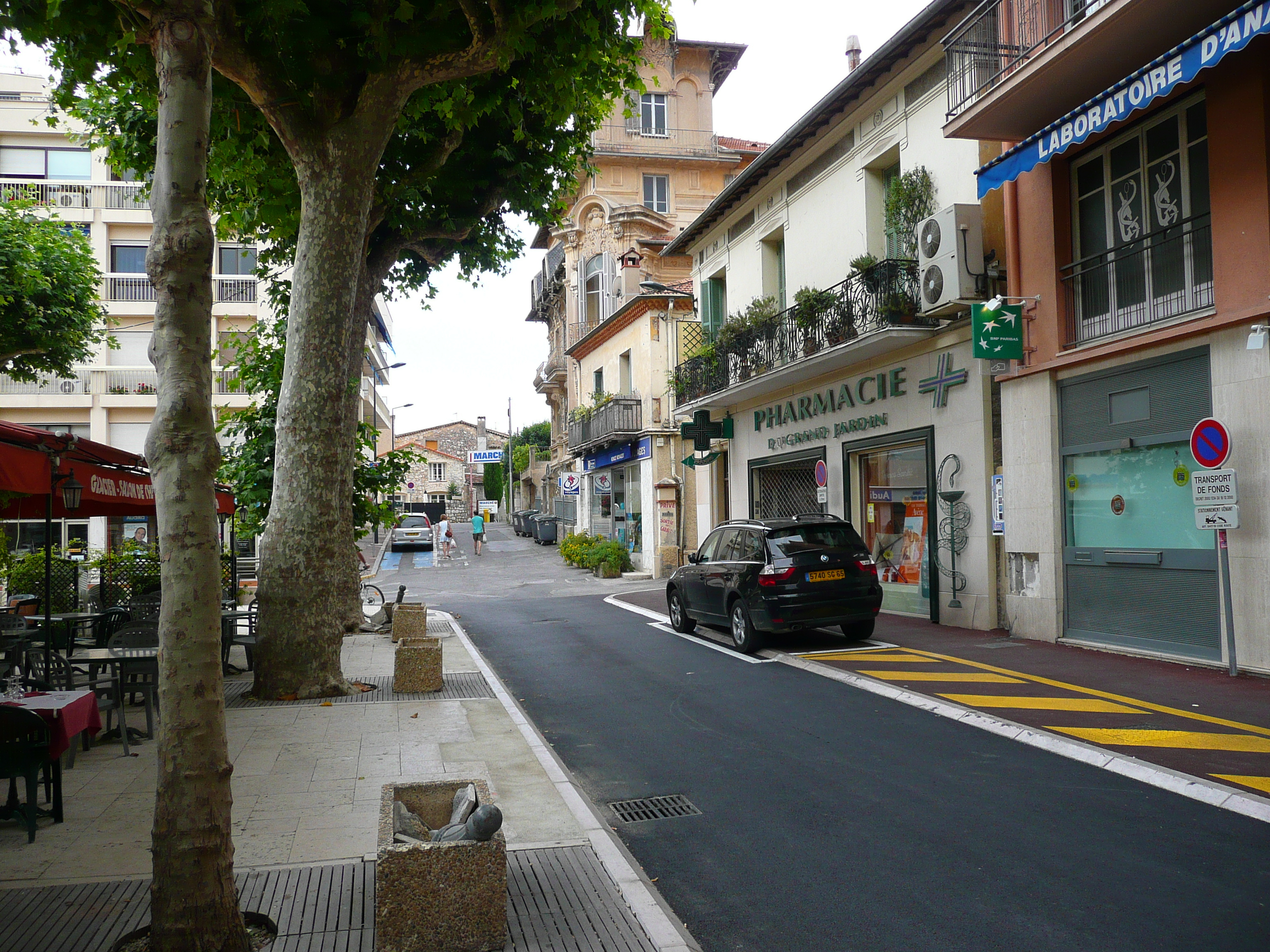 Picture France Vence Place du Grand Jardin 2007-07 24 - Recreation Place du Grand Jardin