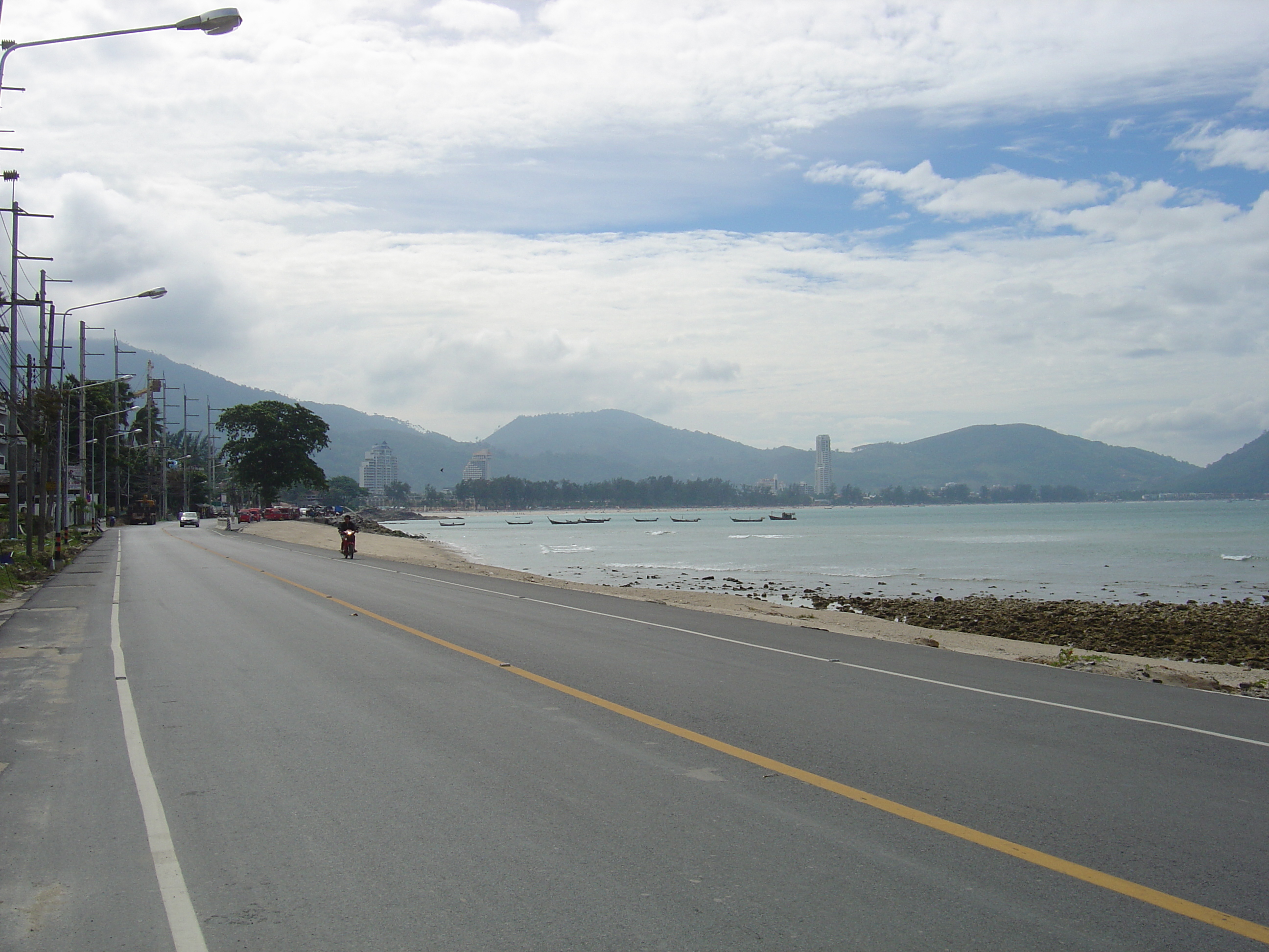 Picture Thailand Phuket Patong Beach 2005-12 26 - History Beach