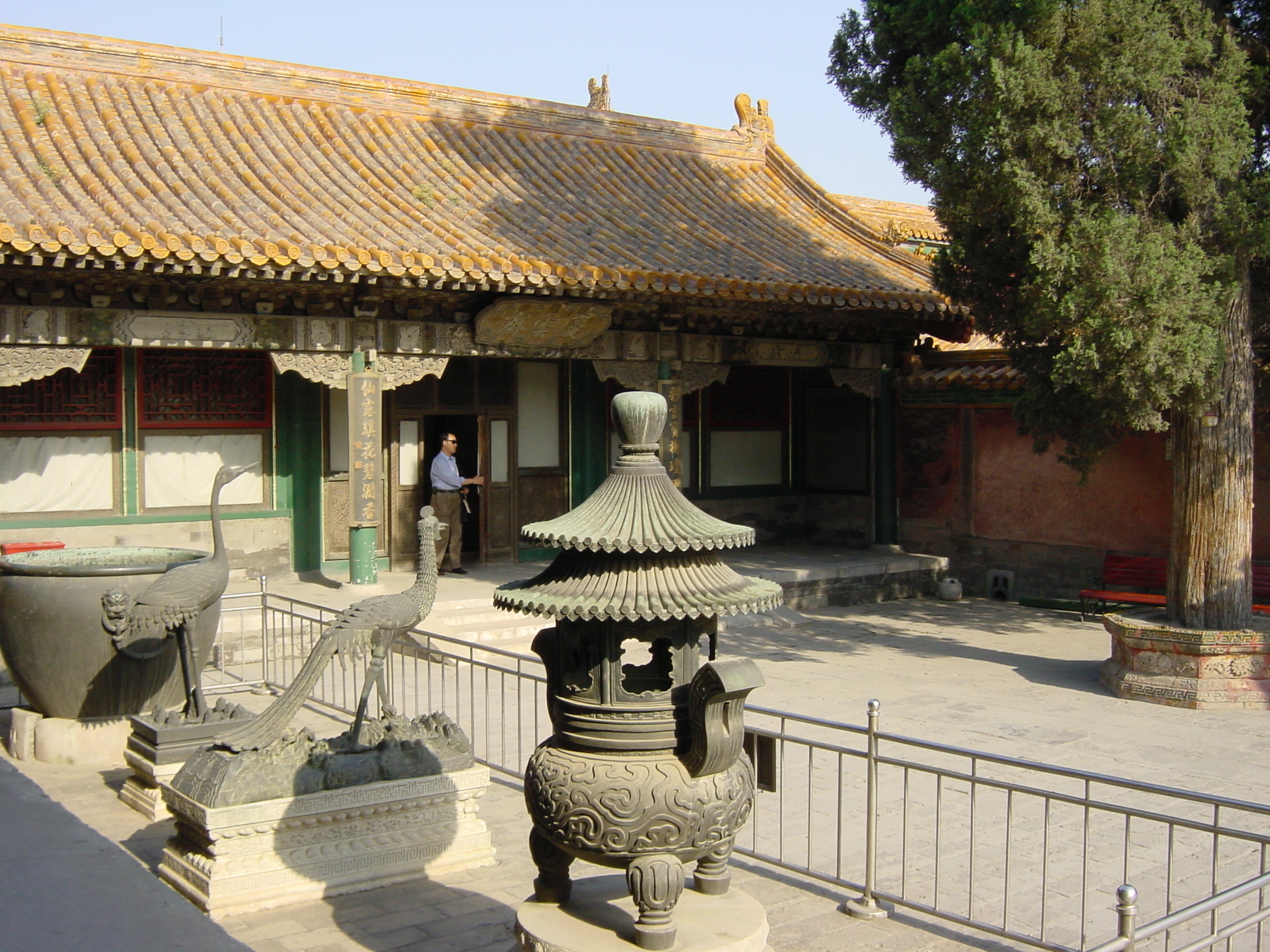 Picture China Beijing Forbidden City 2002-05 67 - Center Forbidden City