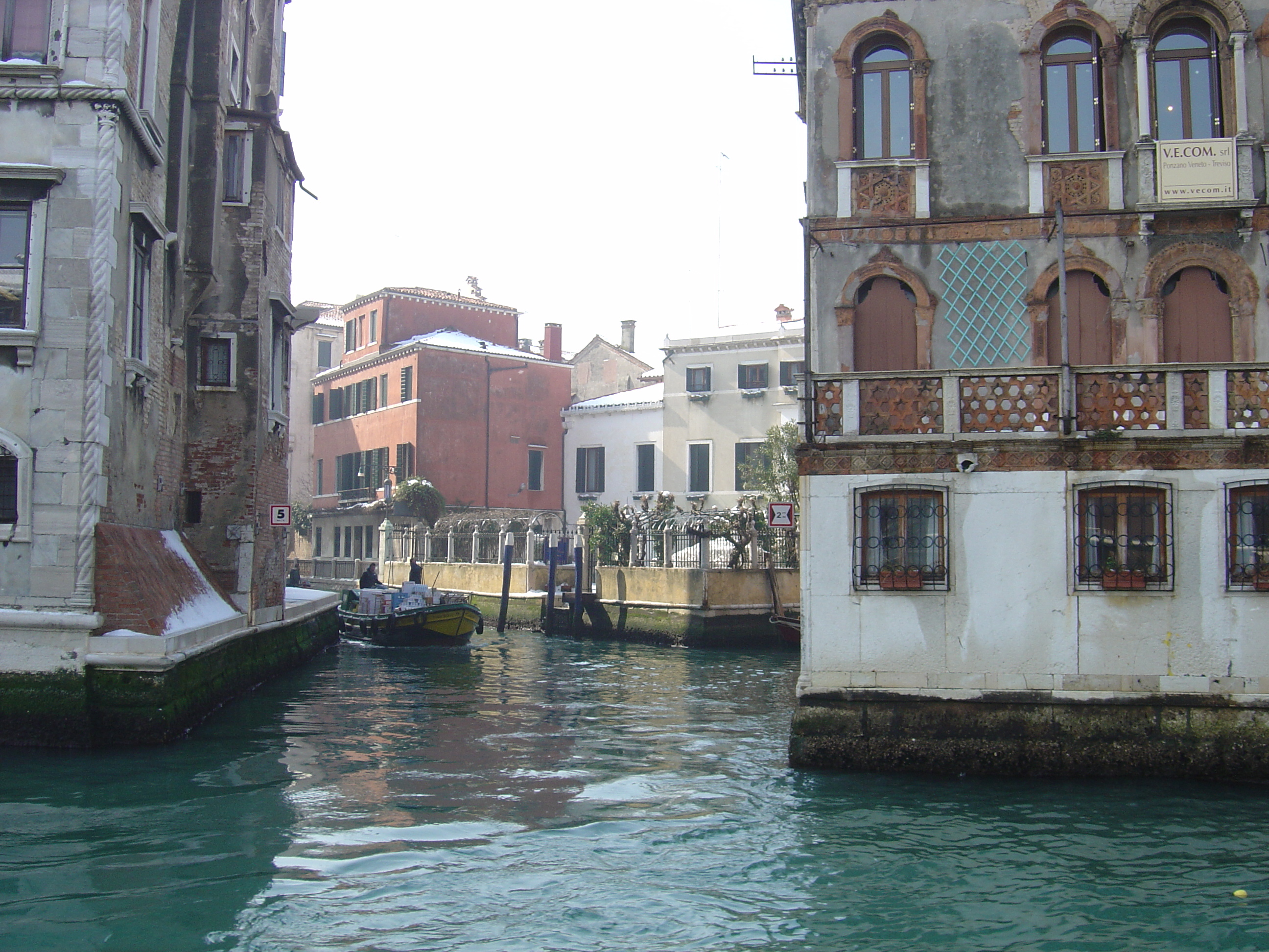 Picture Italy Venice 2005-03 26 - Journey Venice