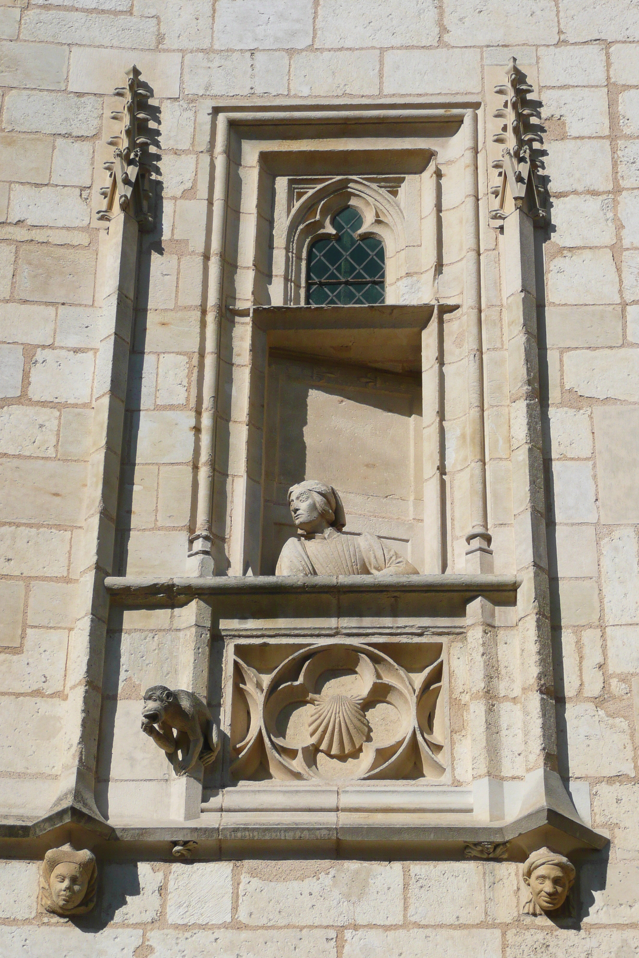 Picture France Bourges Palais Jacques Coeur 2008-04 14 - Around Palais Jacques Coeur