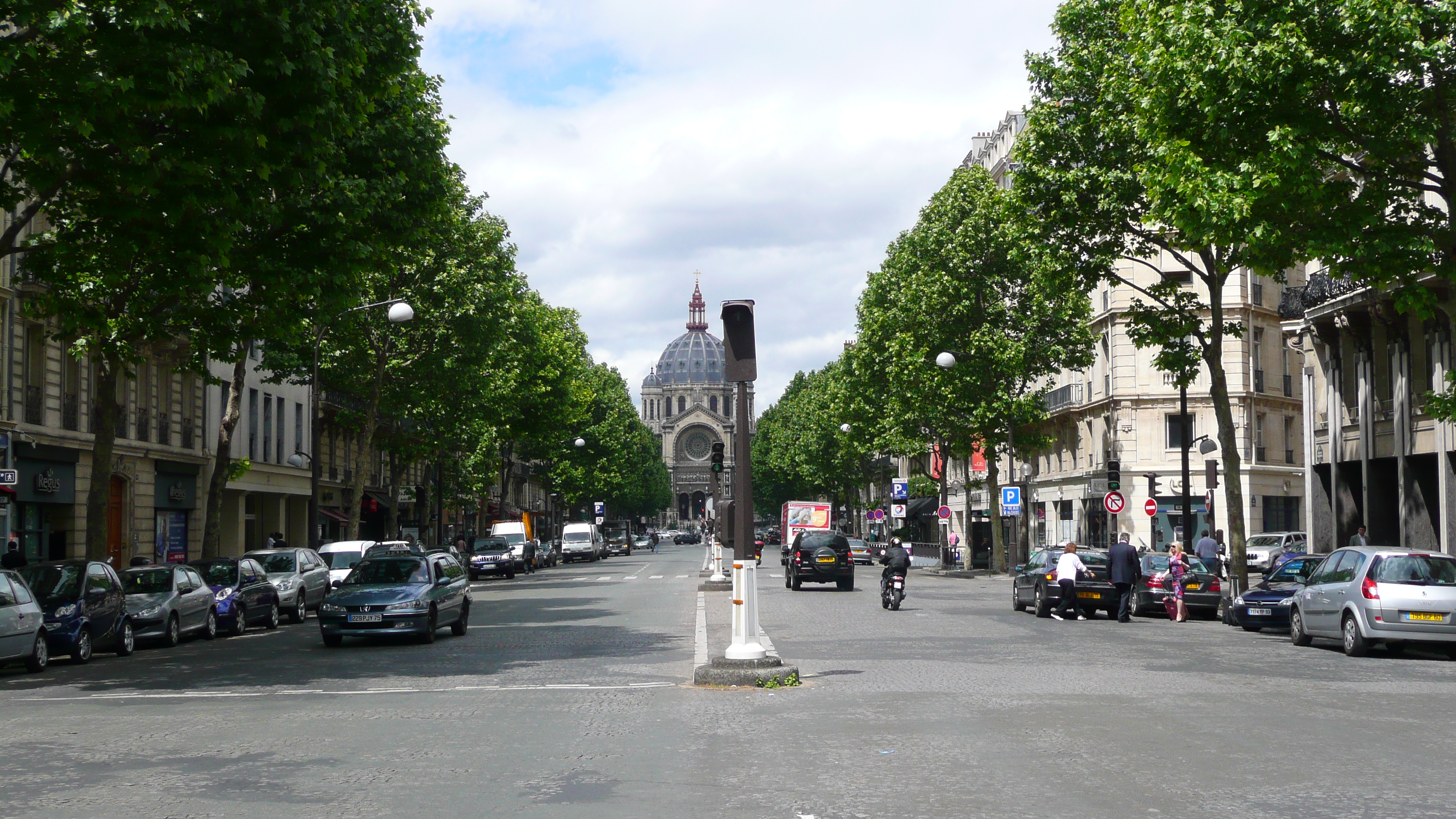 Picture France Paris Boulevard Malesherbes 2007-05 119 - Recreation Boulevard Malesherbes