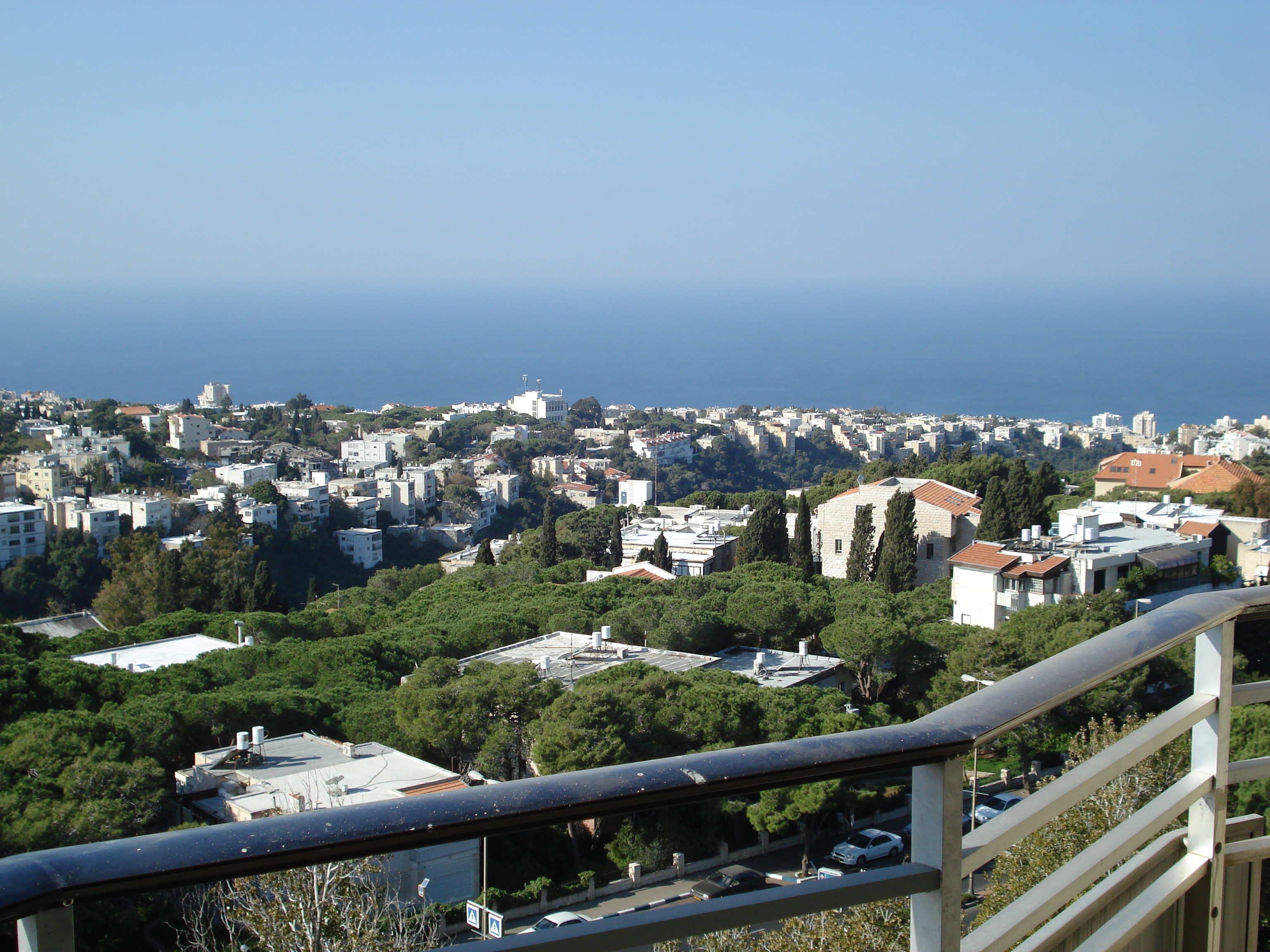 Picture Israel Haifa Dan Carmel Hotel 2006-12 22 - Around Dan Carmel Hotel