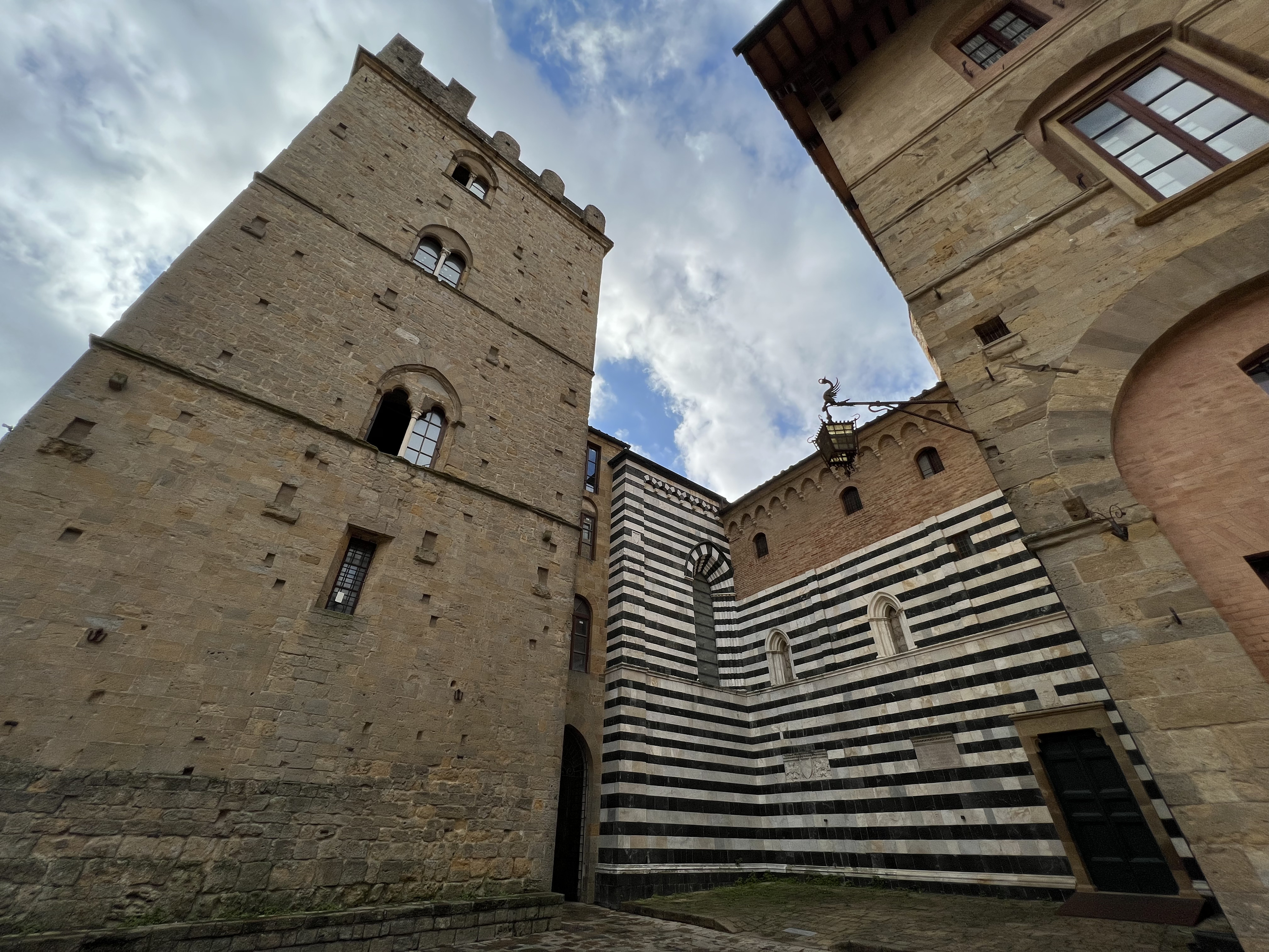 Picture Italy Volterra 2021-09 9 - History Volterra