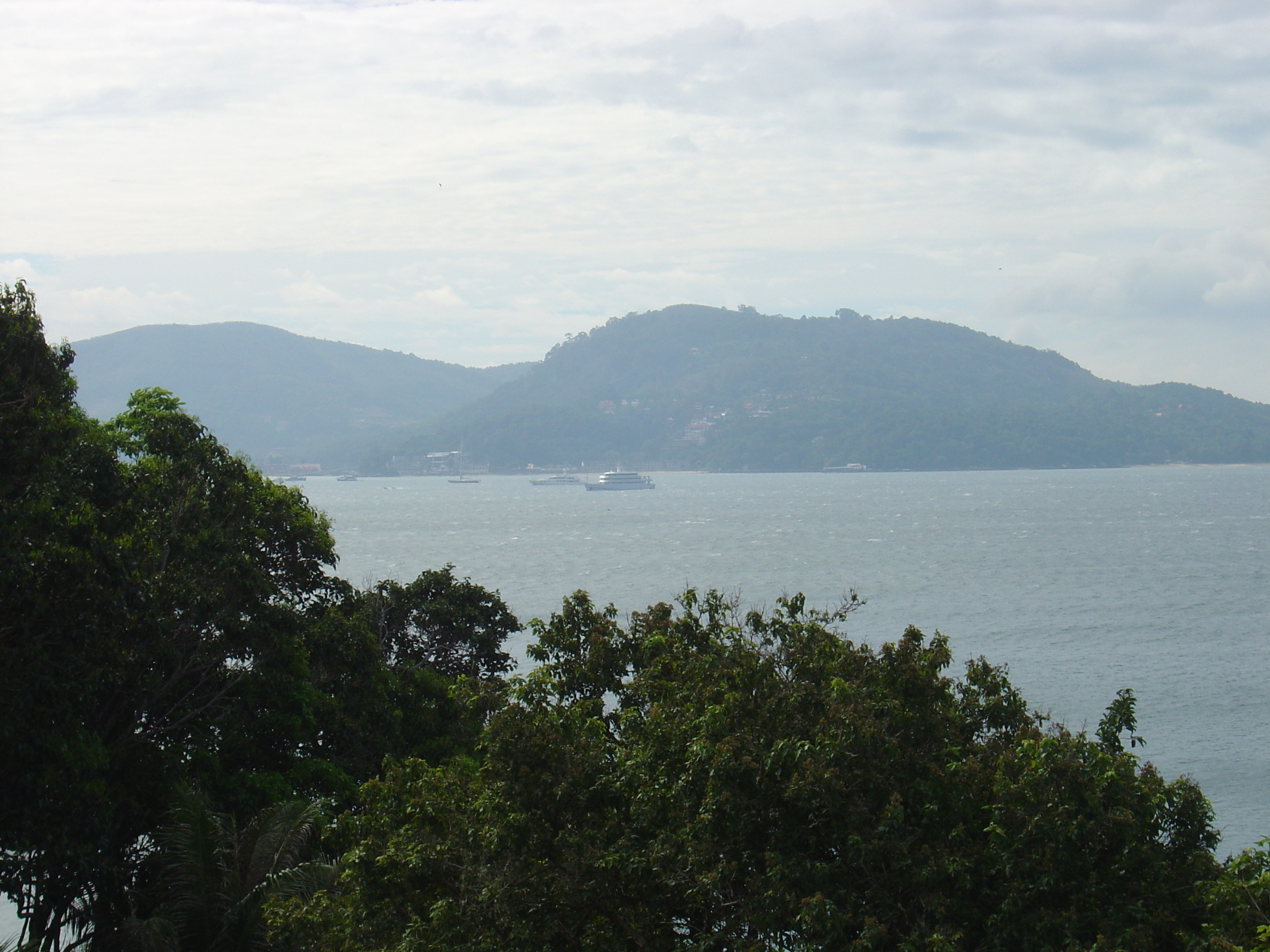 Picture Thailand Phuket Patong Beach 2005-12 25 - Around Beach