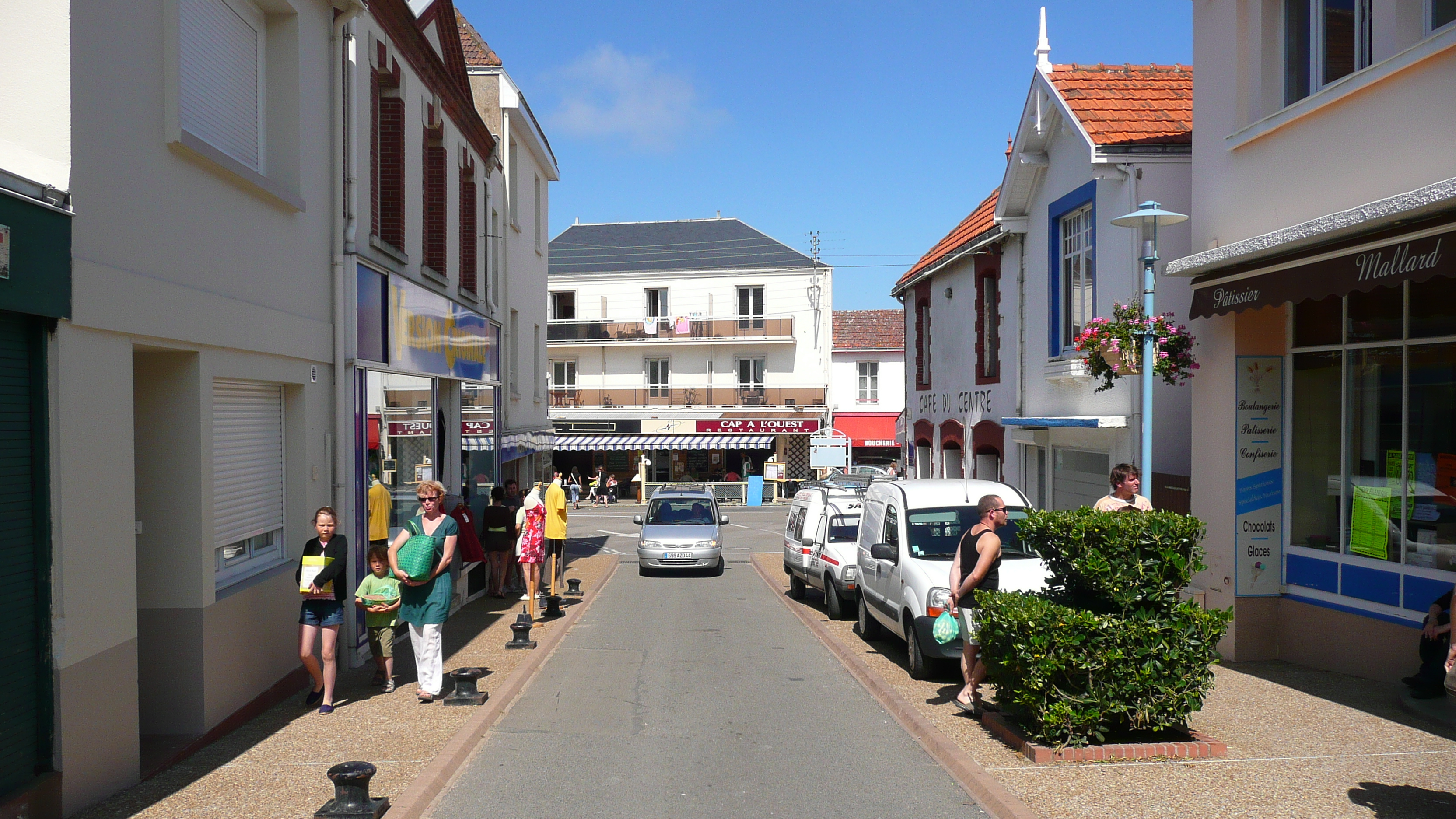 Picture France Prefailles Grande Rue 2007-07 1 - Tours Grande Rue