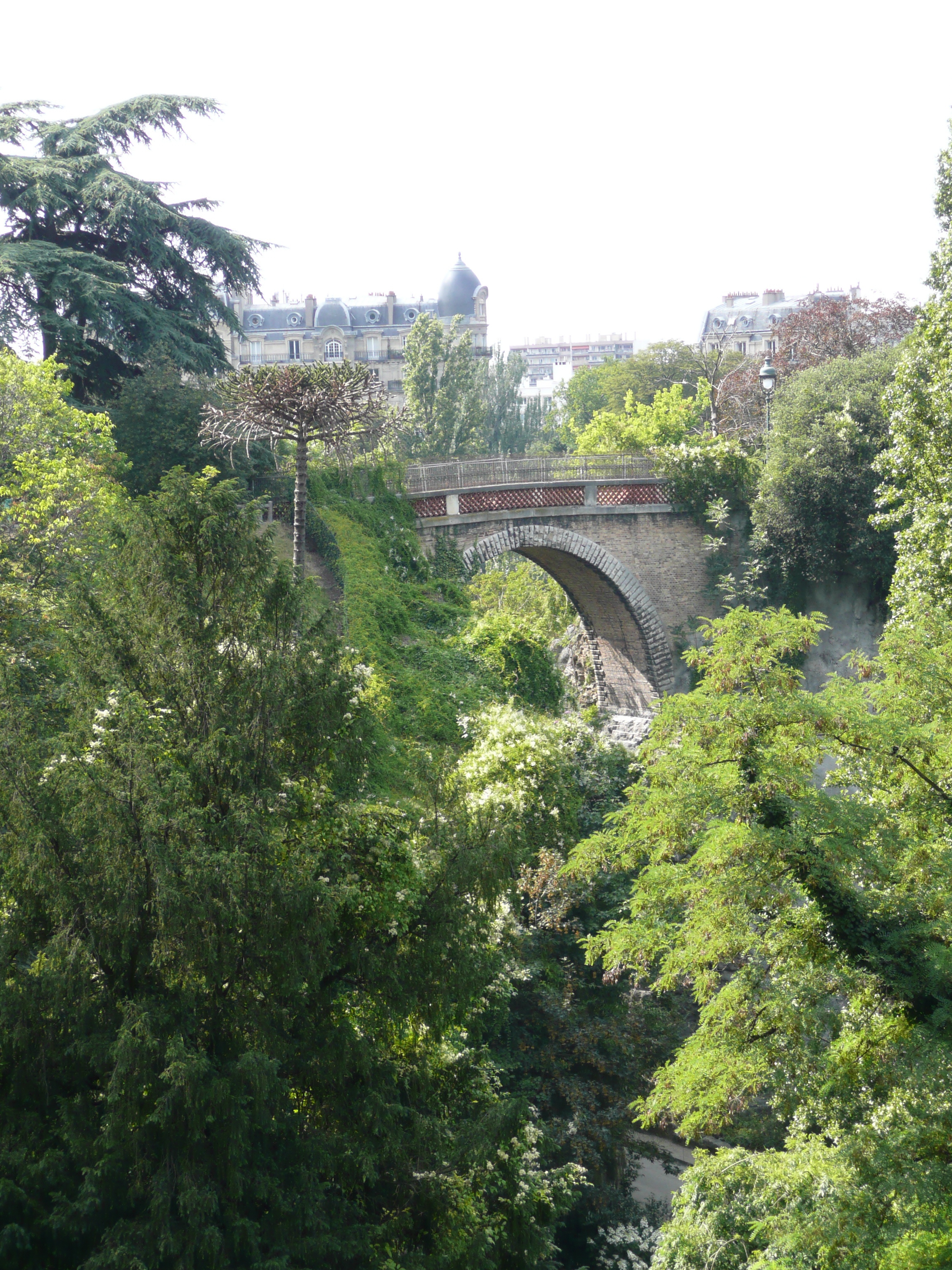 Picture France Paris Parc des Butes Chaumont 2007-08 97 - Journey Parc des Butes Chaumont