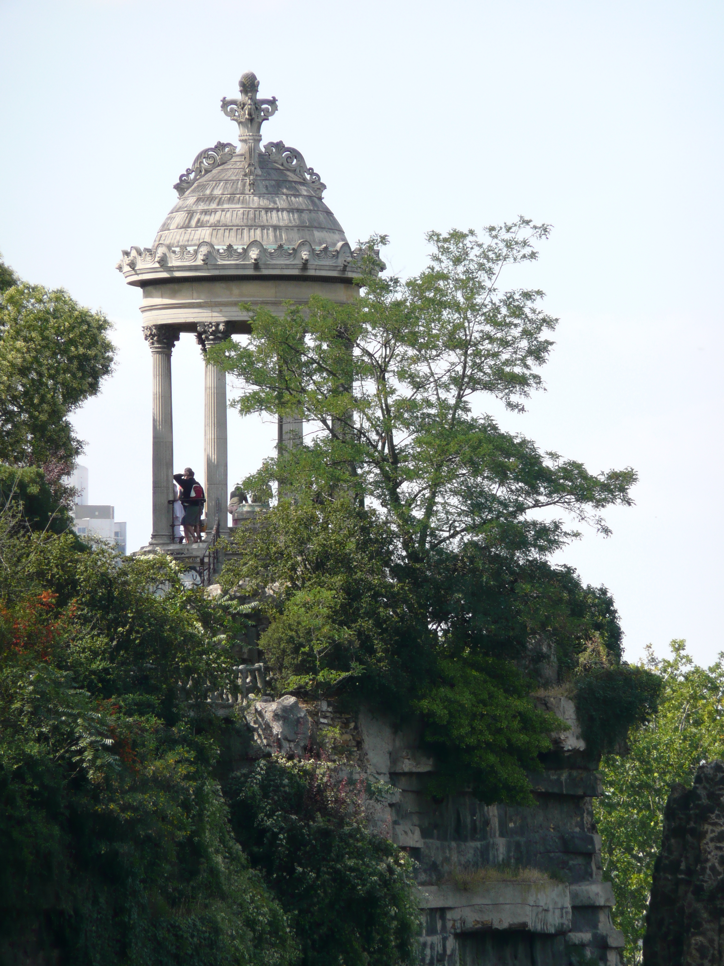 Picture France Paris Parc des Butes Chaumont 2007-08 75 - Around Parc des Butes Chaumont