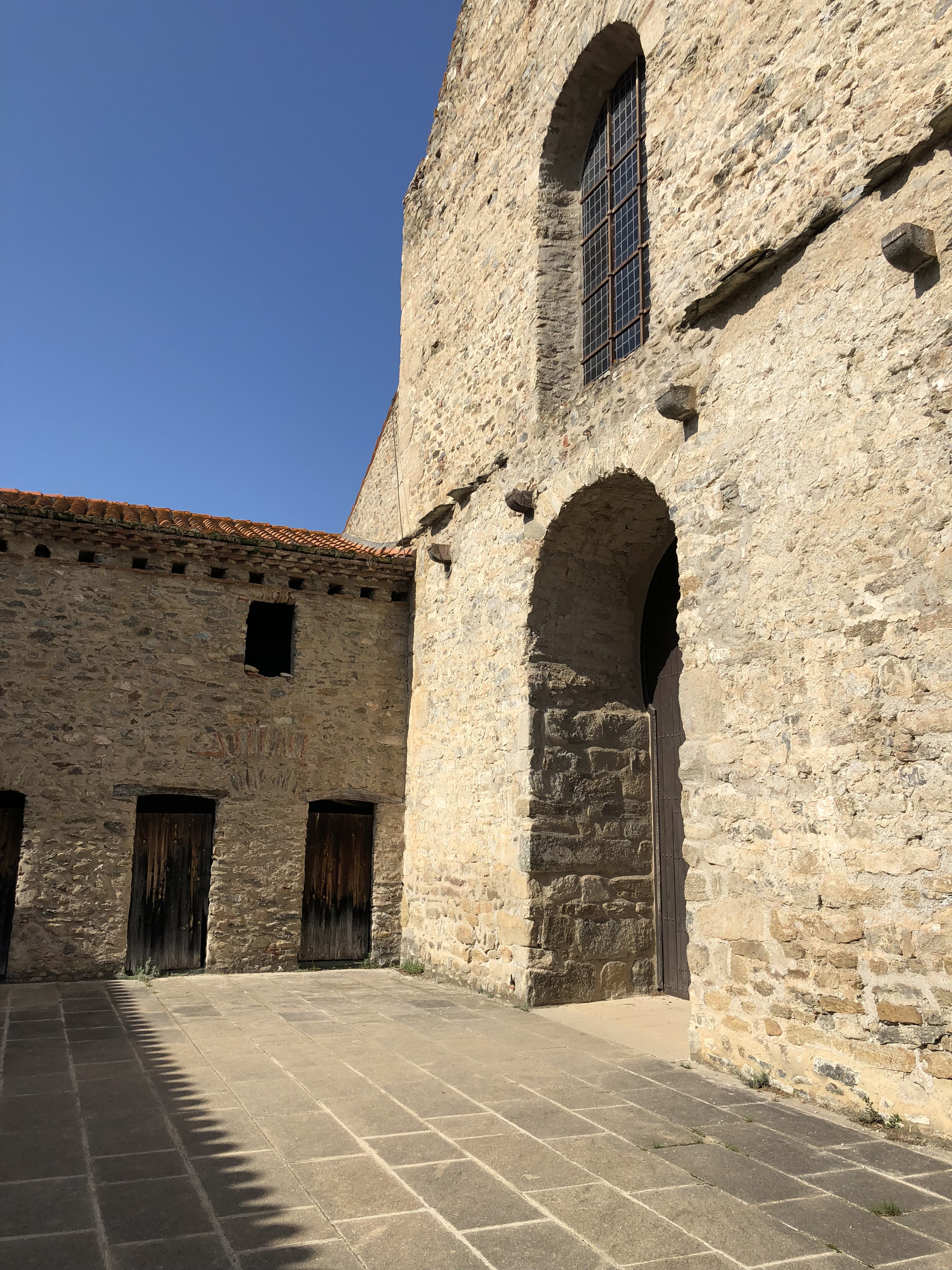 Picture France Abbaye Saint-Michel de Cuxa 2018-04 32 - Tours Abbaye Saint-Michel de Cuxa