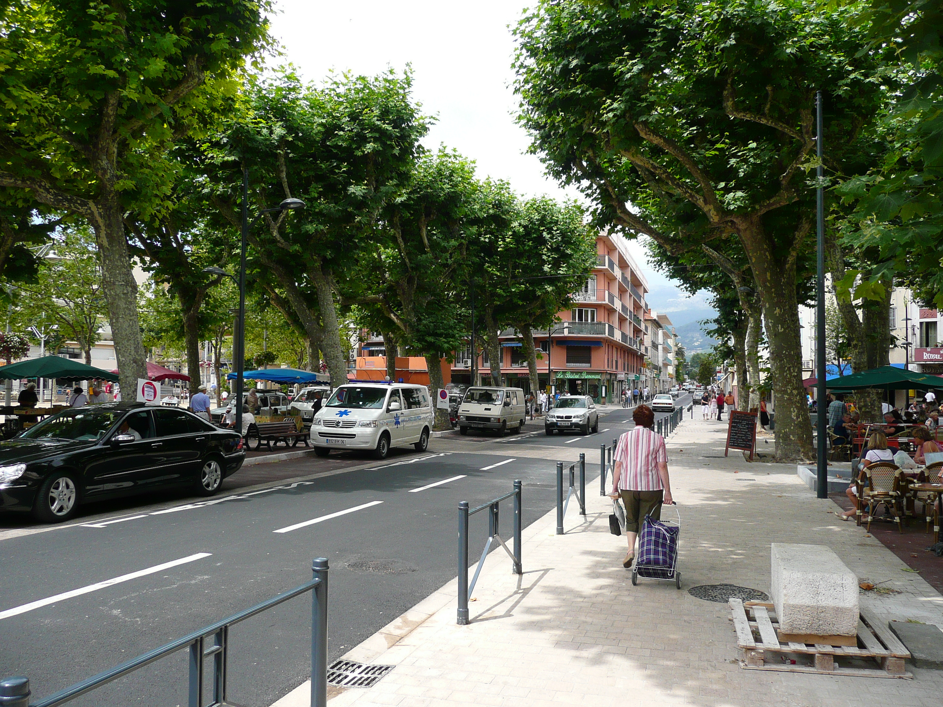 Picture France Vence Place du Grand Jardin 2007-07 25 - Recreation Place du Grand Jardin