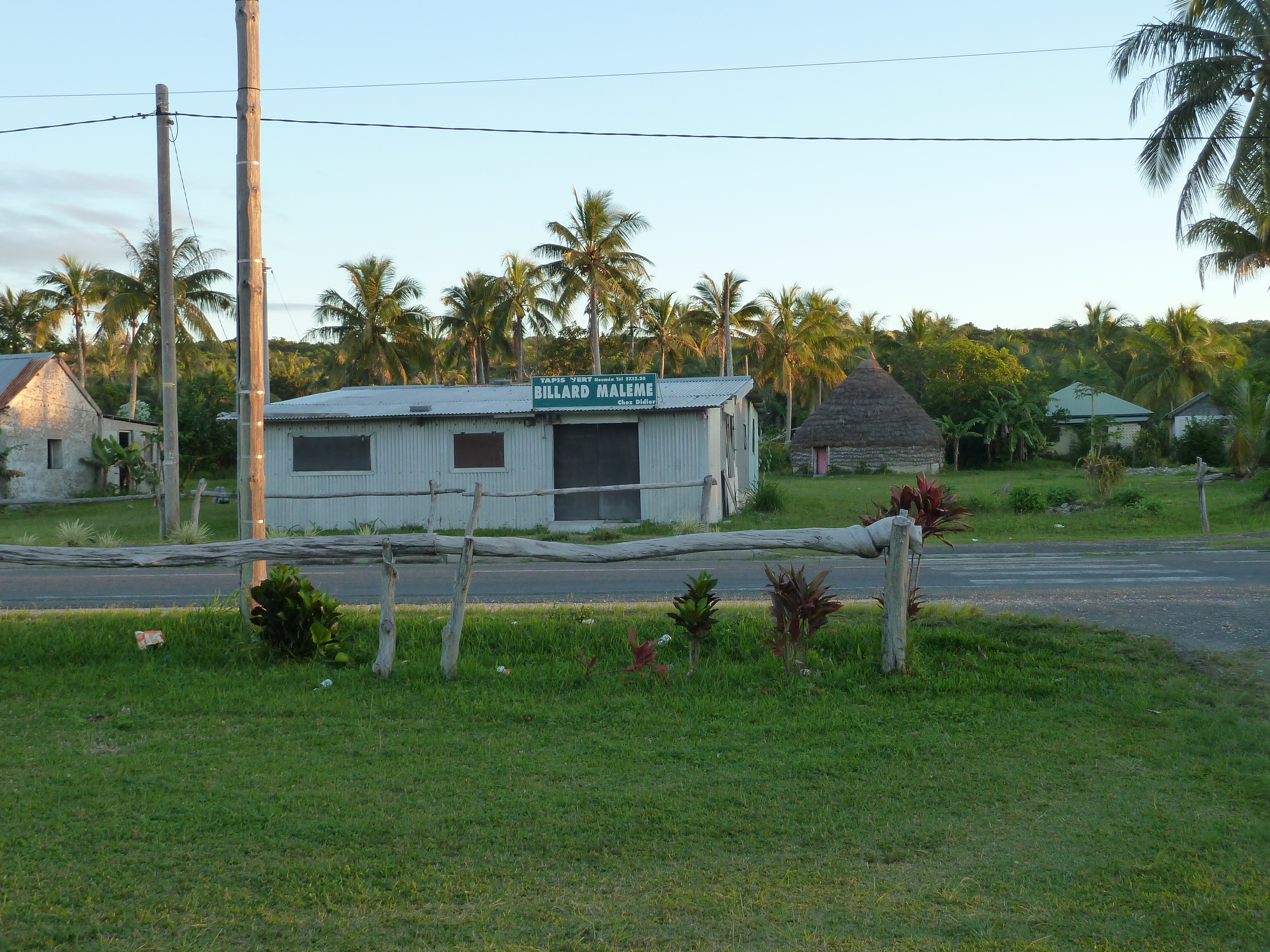 Picture New Caledonia Lifou We 2010-05 16 - Tour We