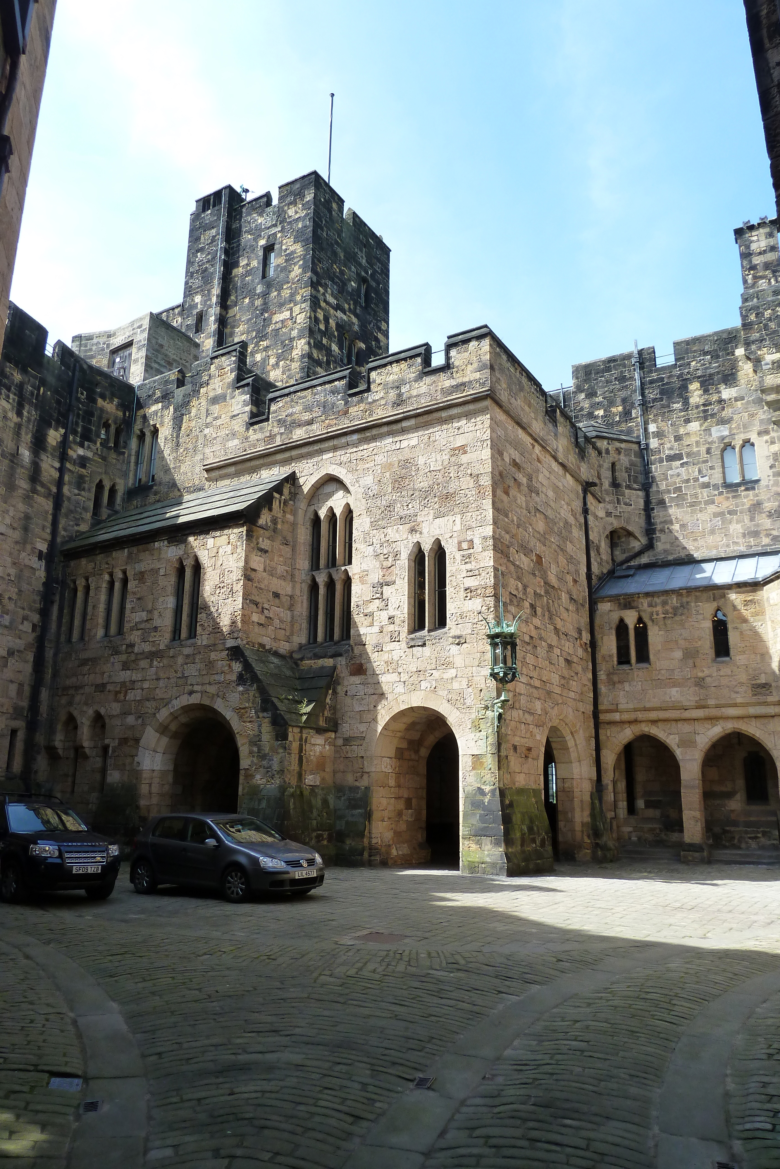 Picture United Kingdom Scotland Alnwick 2011-07 2 - History Alnwick