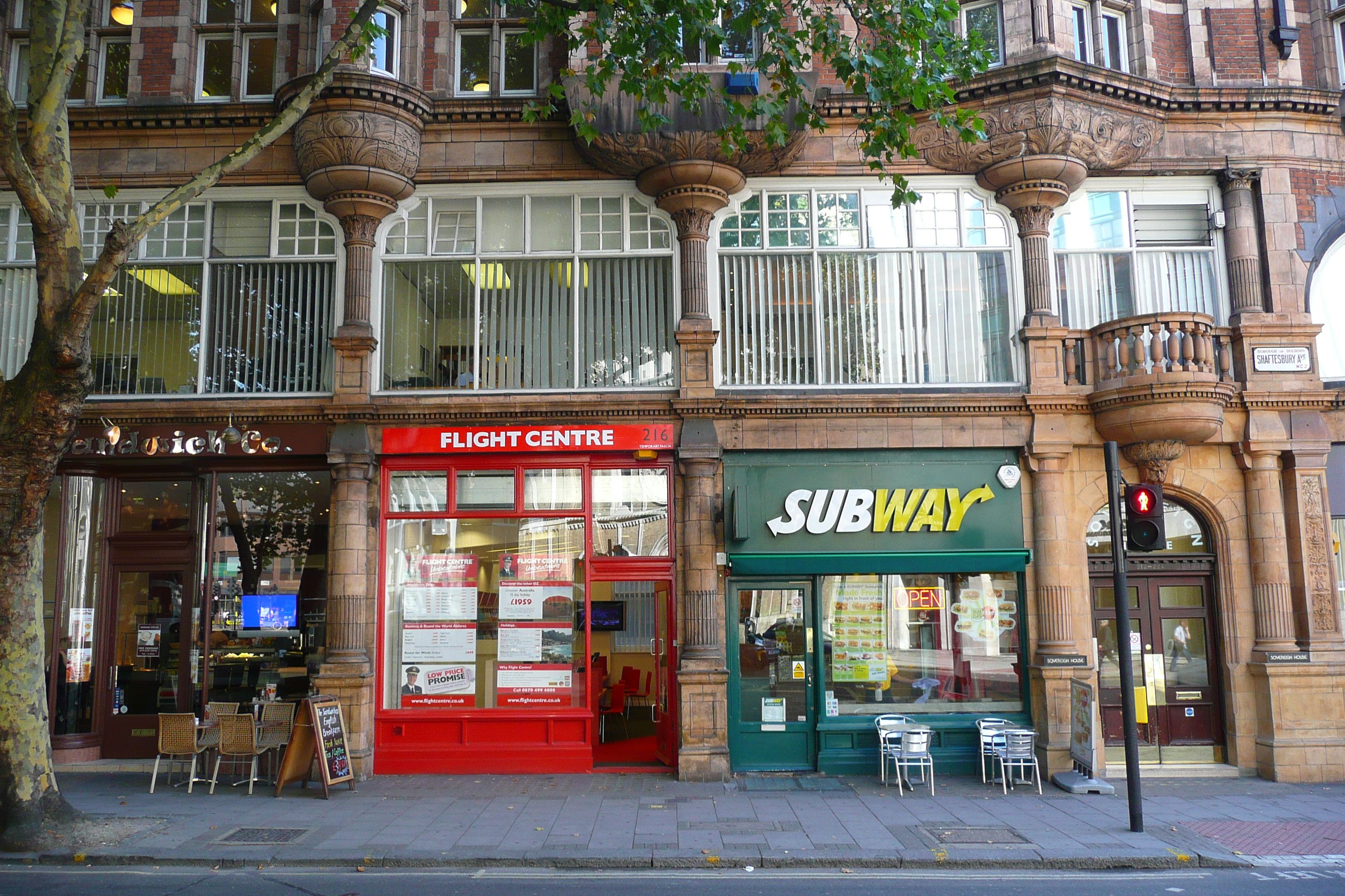 Picture United Kingdom London Shaftesbury Avenue 2007-09 16 - Tours Shaftesbury Avenue