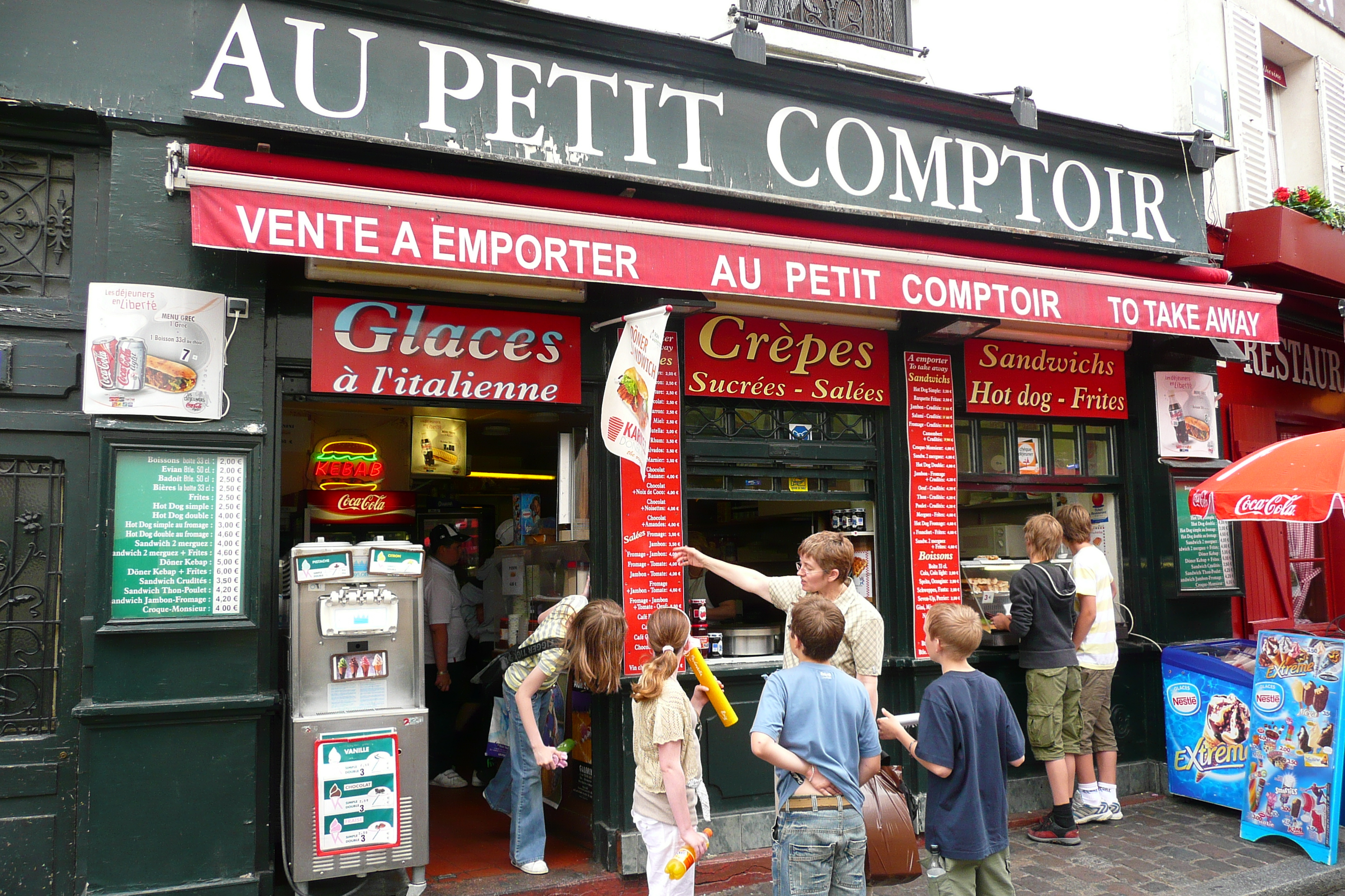 Picture France Paris Place du Tertre 2007-06 42 - Center Place du Tertre