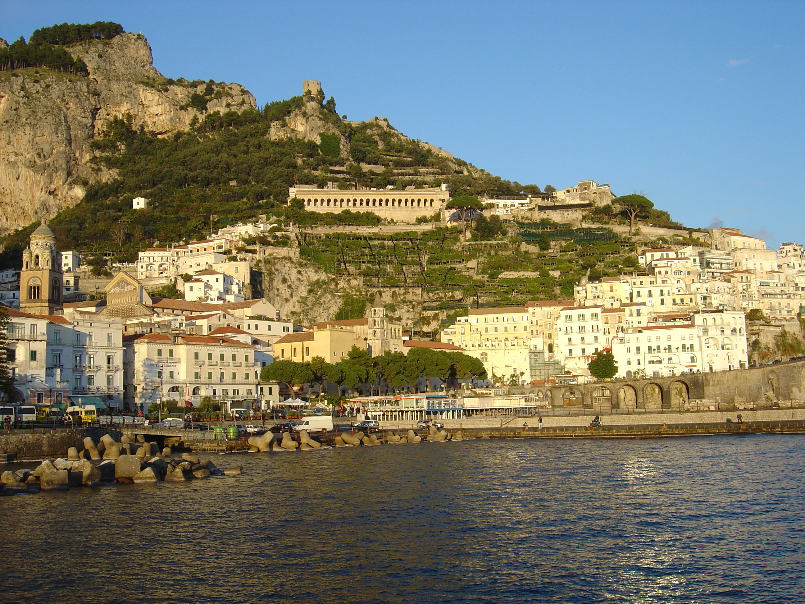 Picture Italy Amalfi 2004-11 13 - Center Amalfi