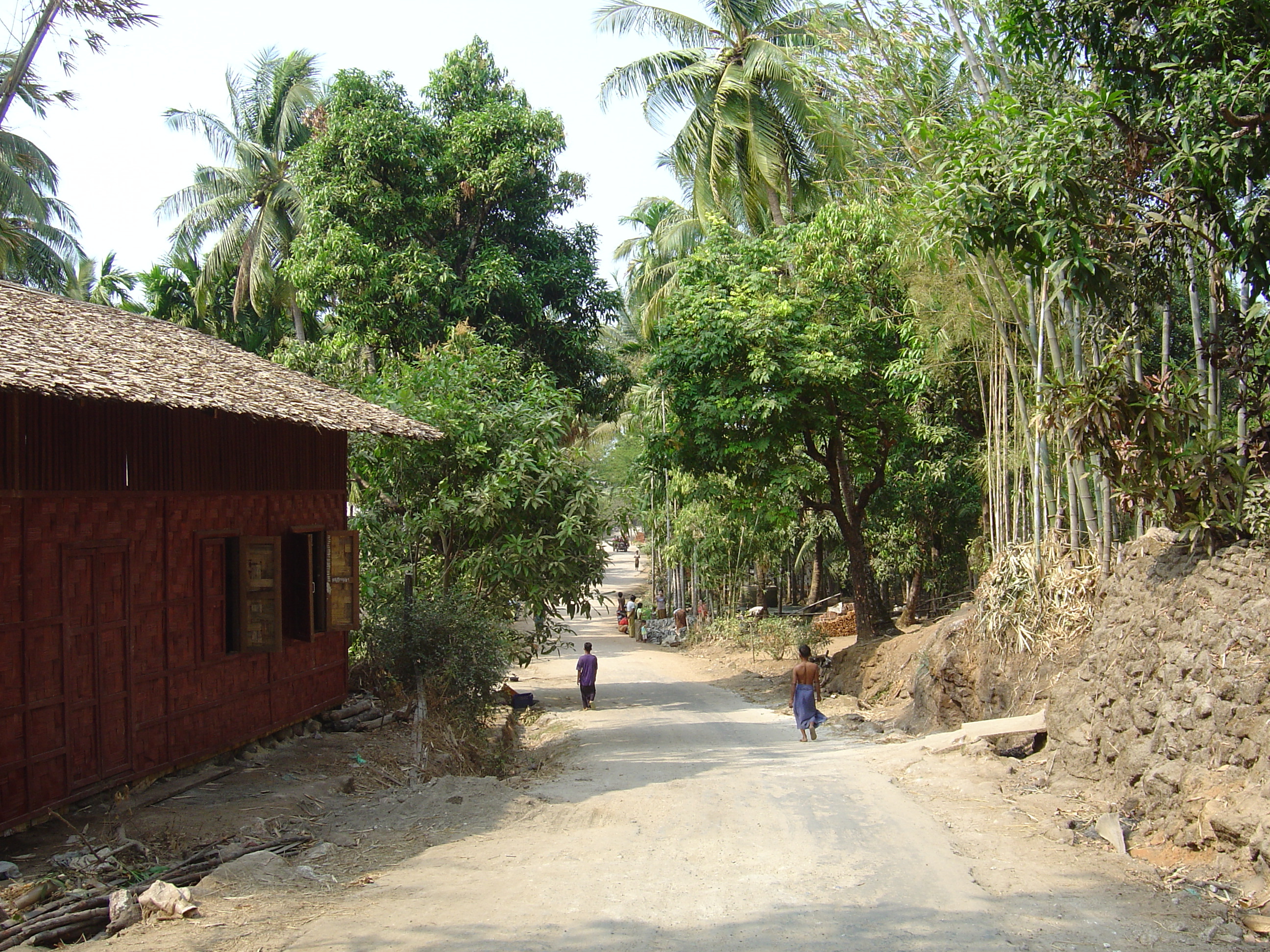 Picture Myanmar Maungmagan North 2005-01 49 - Around Maungmagan North