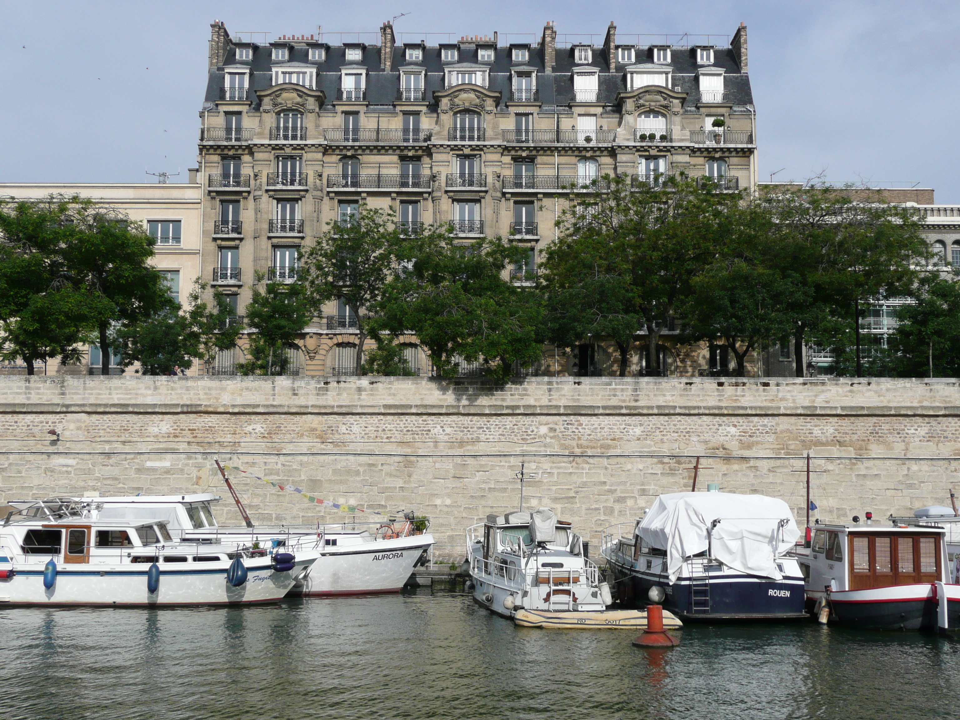 Picture France Paris Bastille Harbour 2007-06 10 - Tours Bastille Harbour