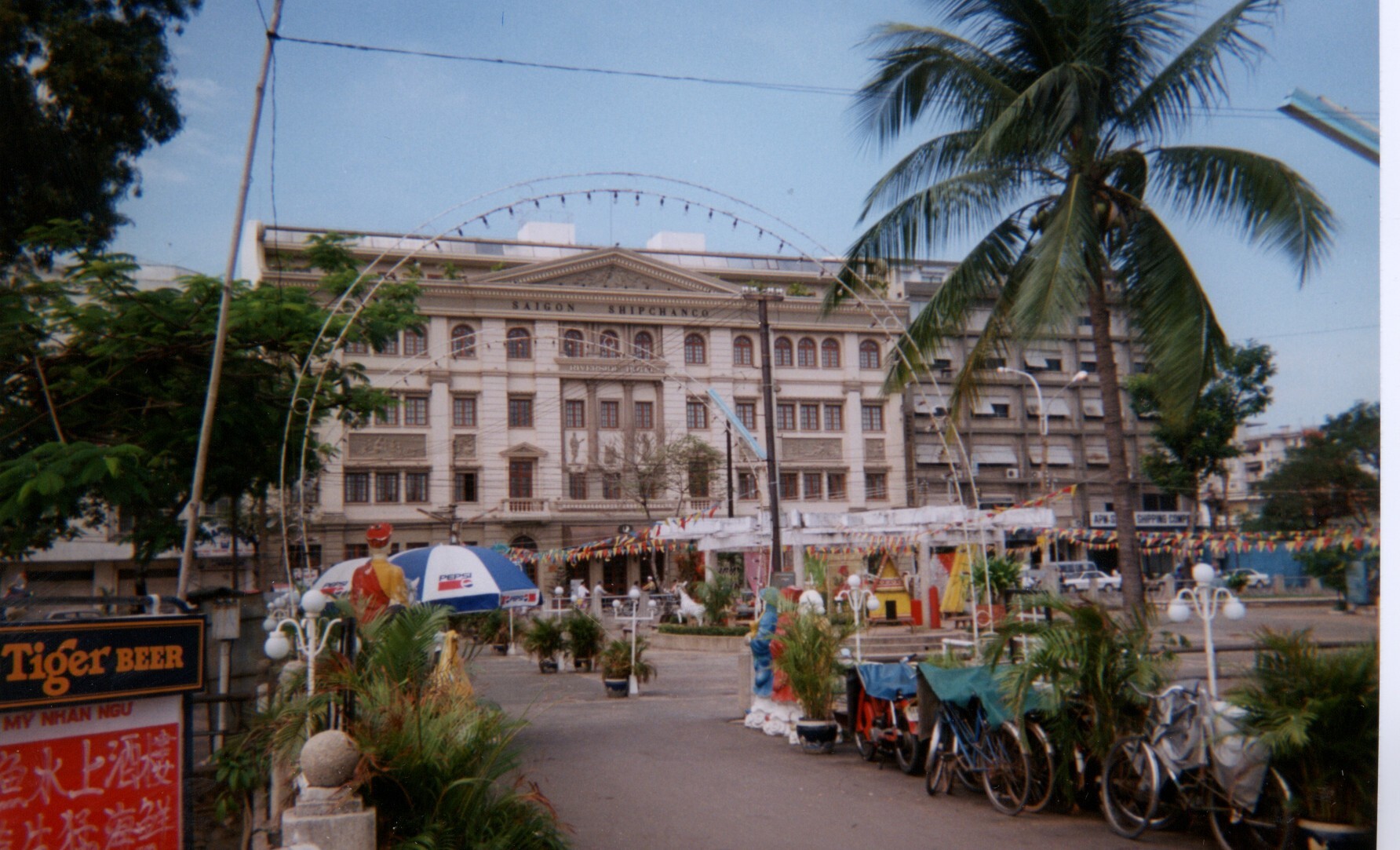 Picture Vietnam Saigon 1995-12 4 - History Saigon