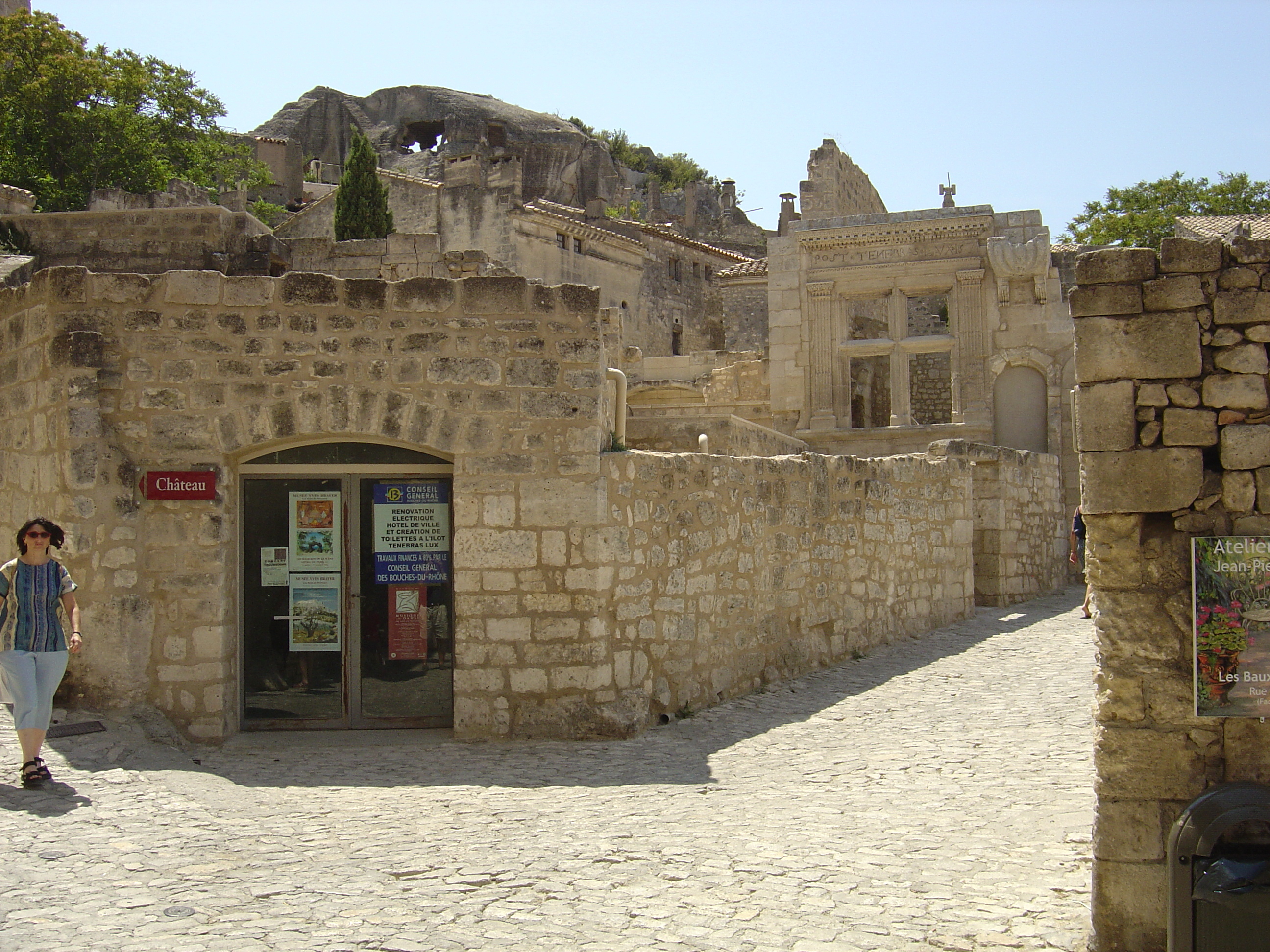 Picture France Baux de Provence 2004-08 7 - Around Baux de Provence