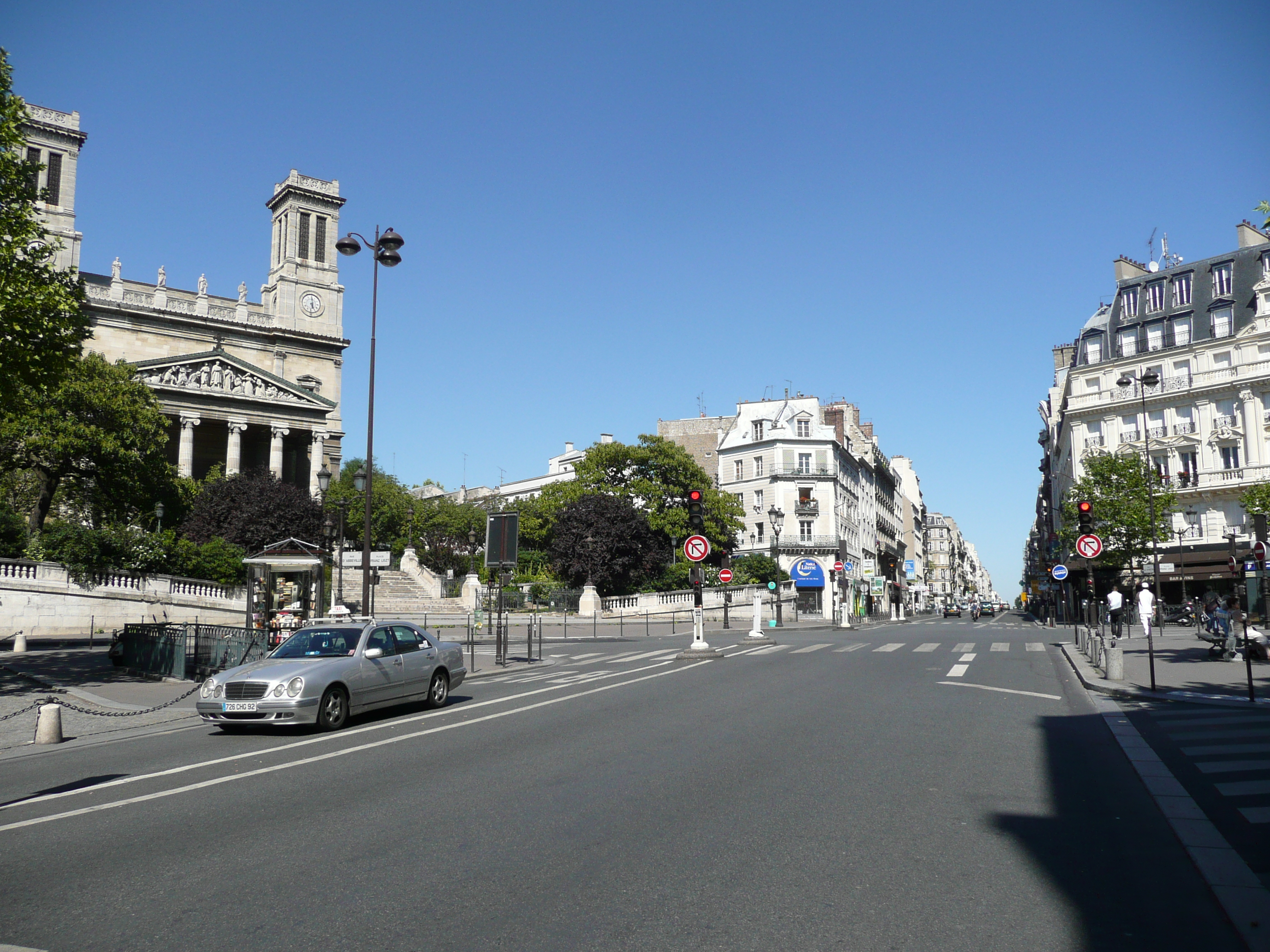 Picture France Paris Rue La Fayette 2007-08 39 - Discovery Rue La Fayette