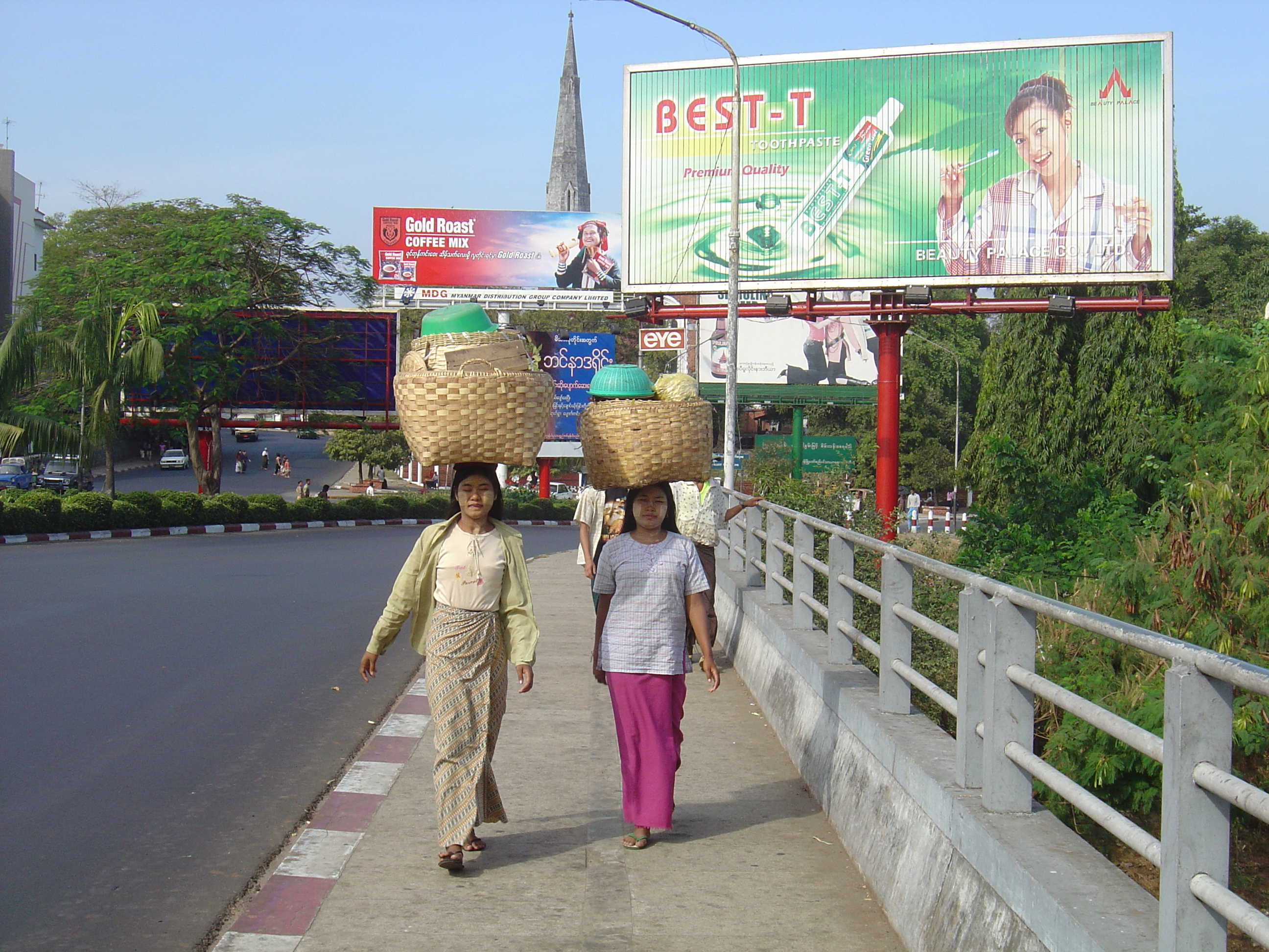 Picture Myanmar Yangon 2005-01 72 - History Yangon