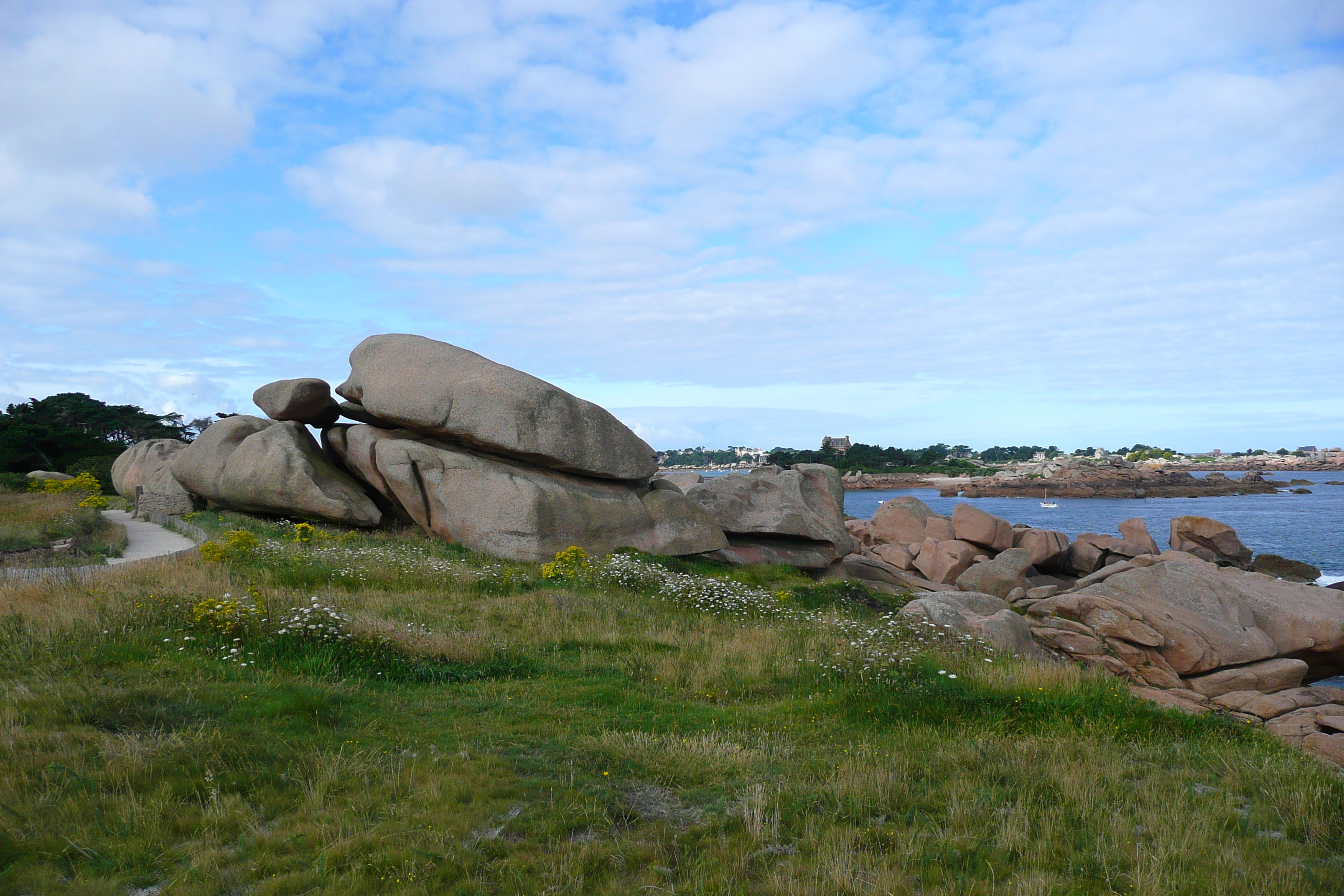 Picture France Perros Guirec Ploumanach 2007-08 7 - History Ploumanach