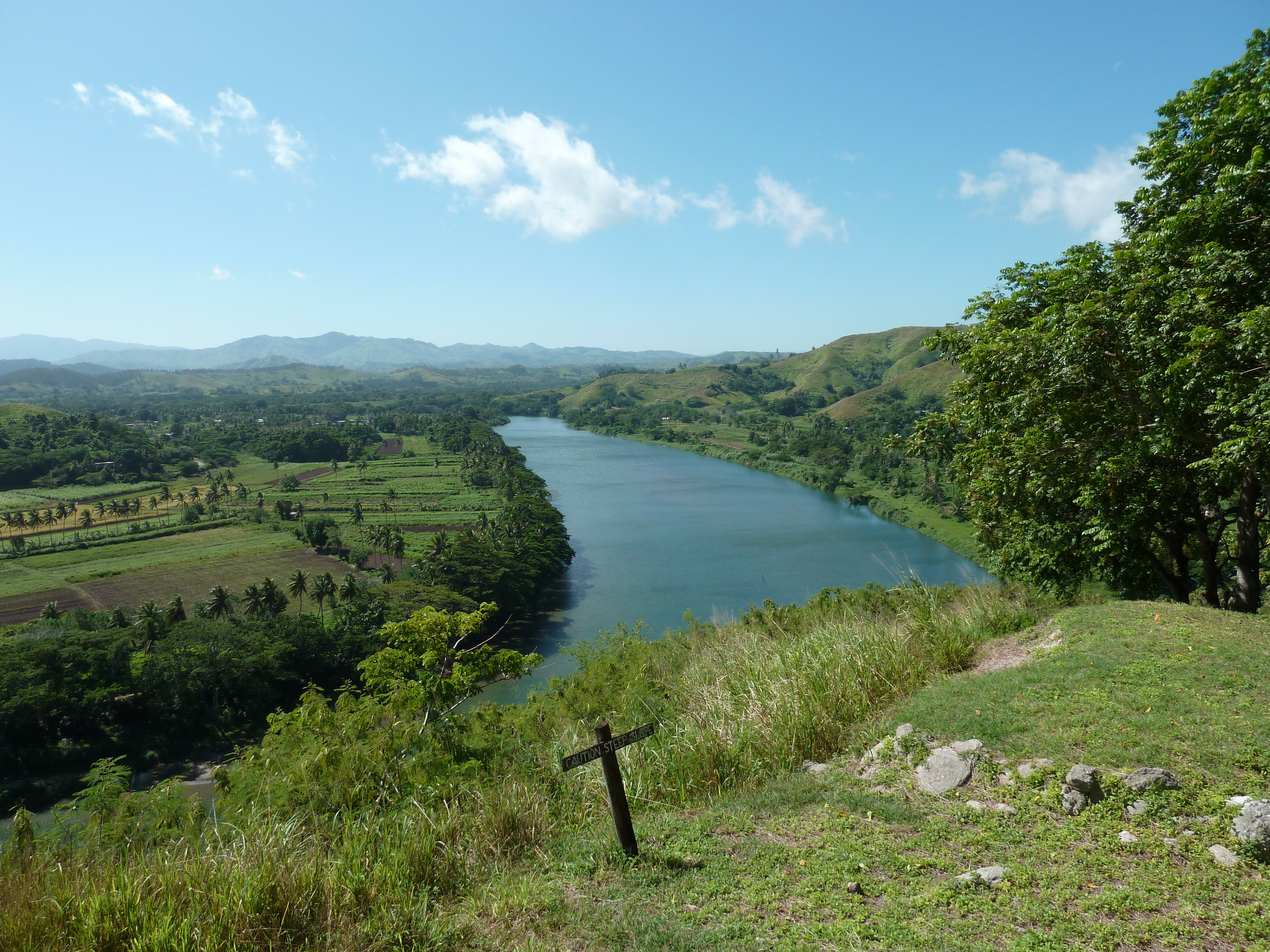 Picture Fiji Tavuni Hill Fort 2010-05 16 - Around Tavuni Hill Fort