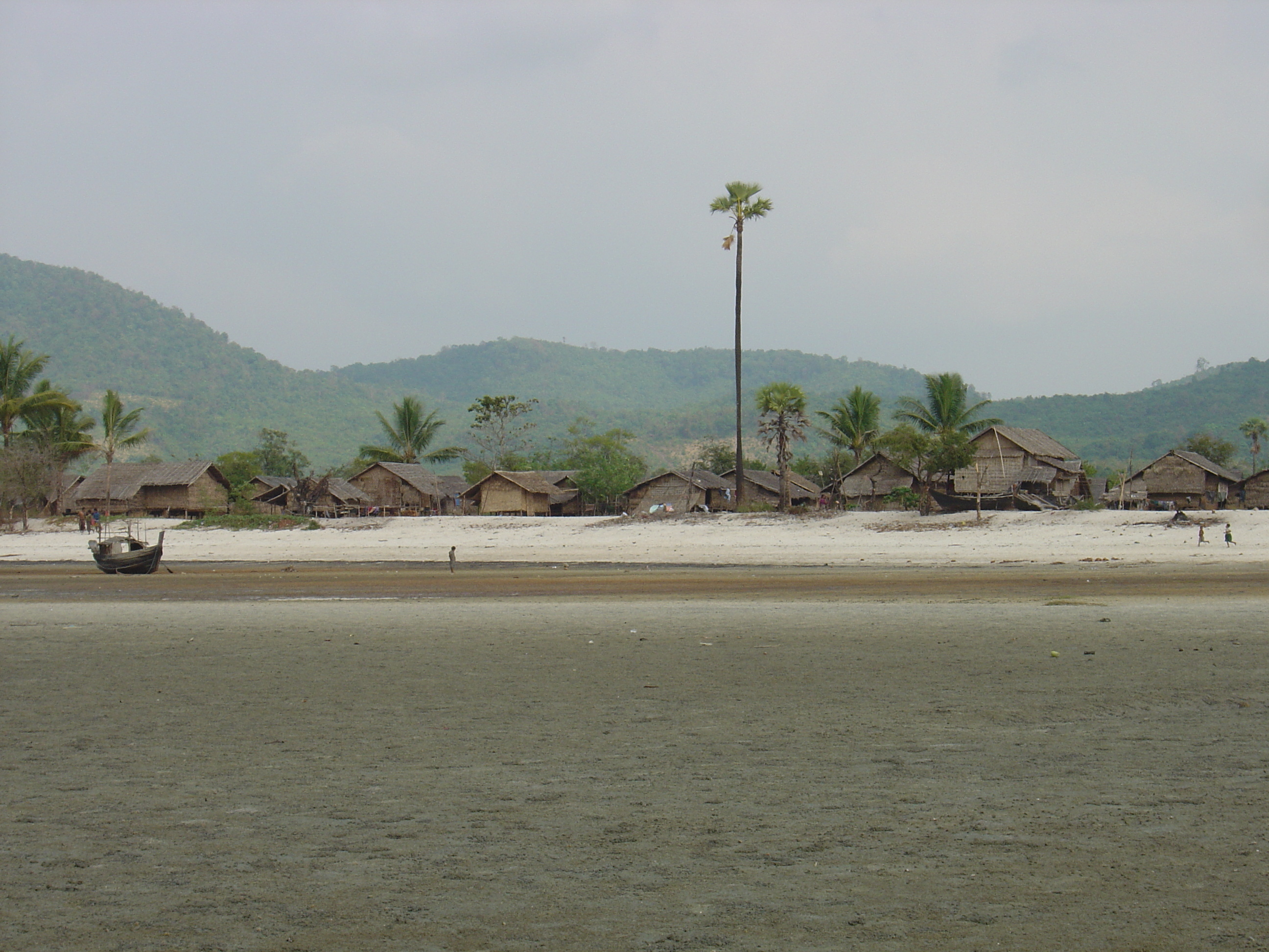 Picture Myanmar Maungmagan North 2005-01 46 - Discovery Maungmagan North