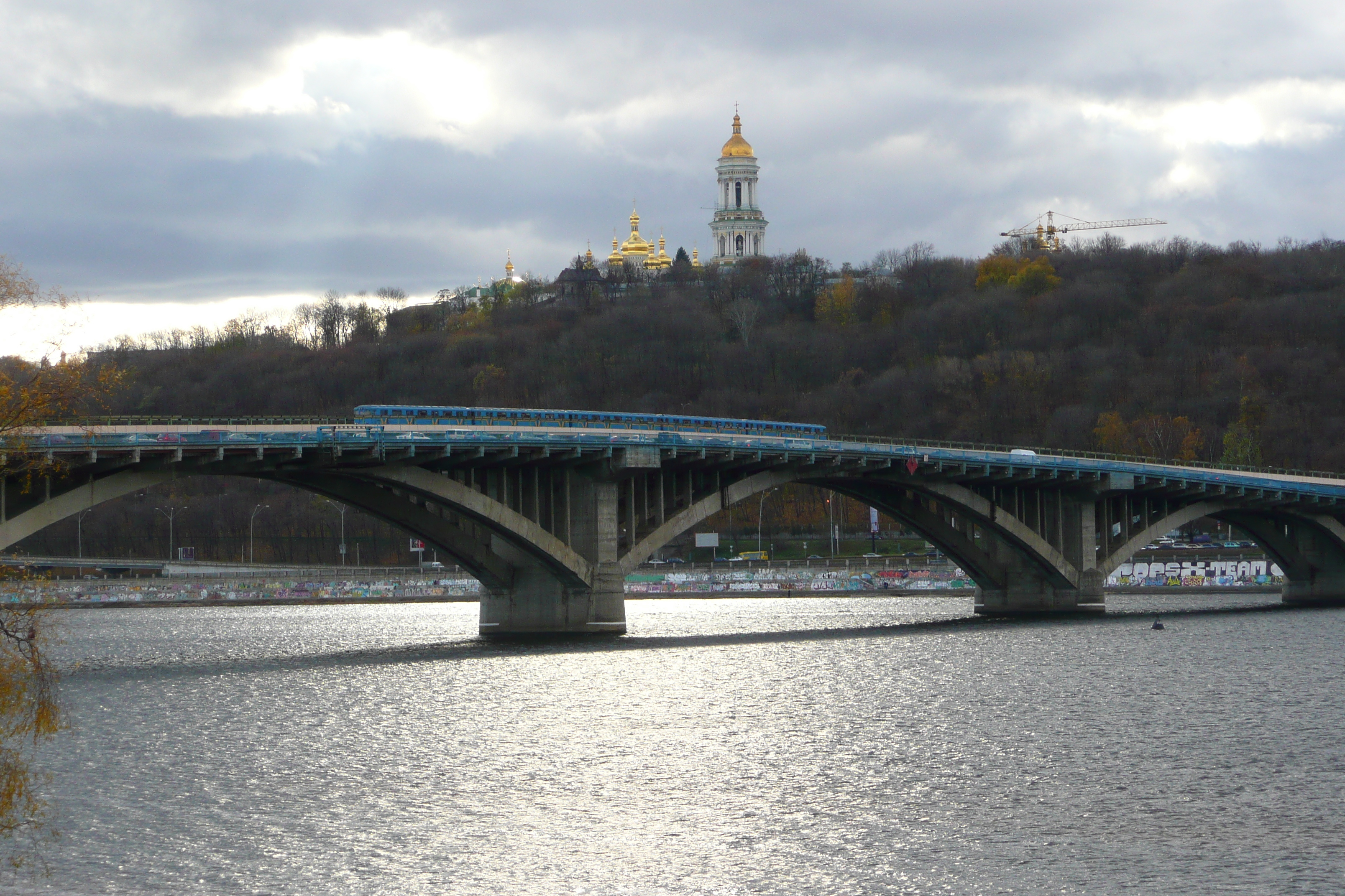 Picture Ukraine Kiev Dnipro river 2007-11 11 - Recreation Dnipro river