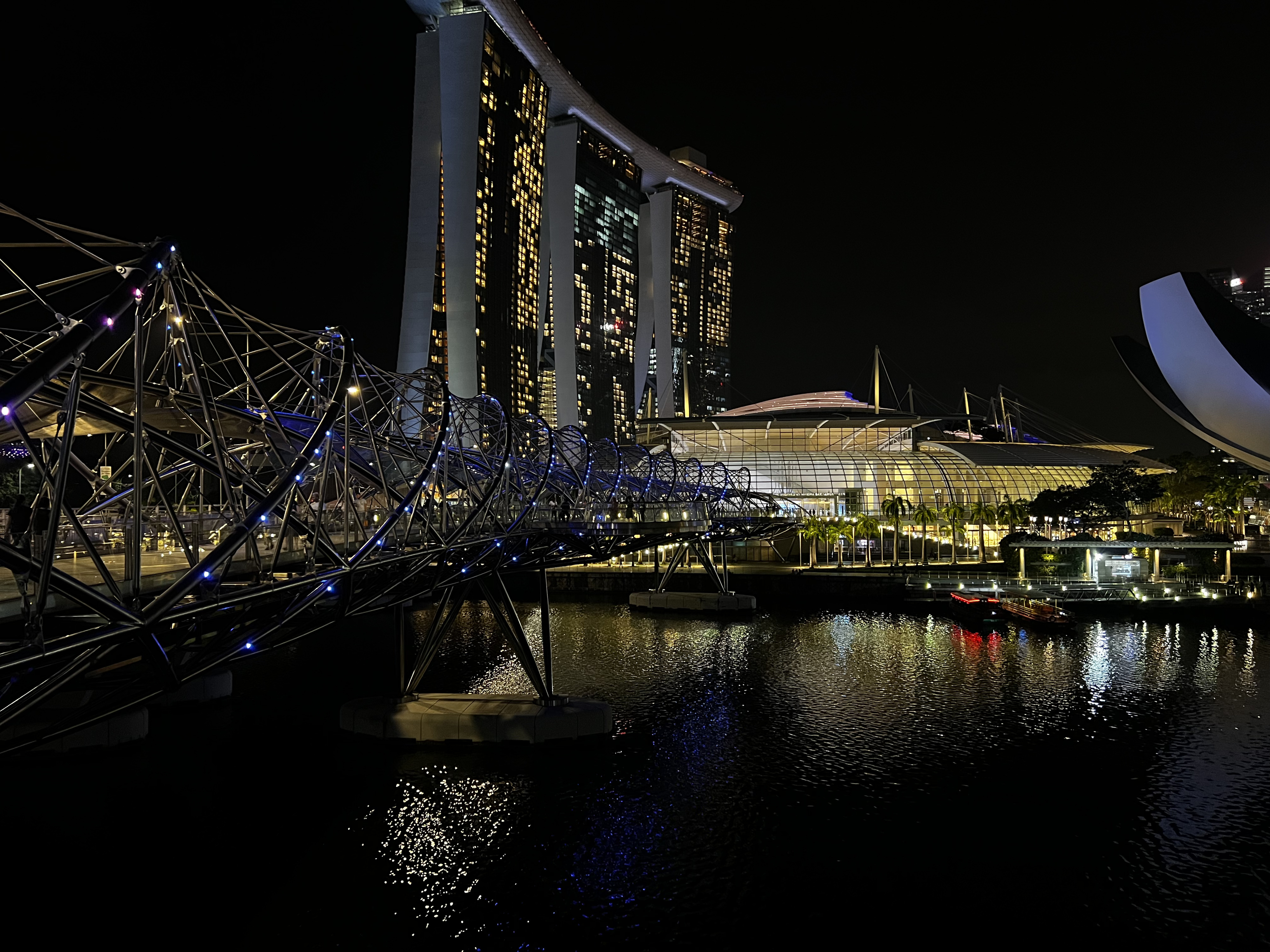 Picture Singapore Marina Bay Sands 2023-01 55 - Around Marina Bay Sands