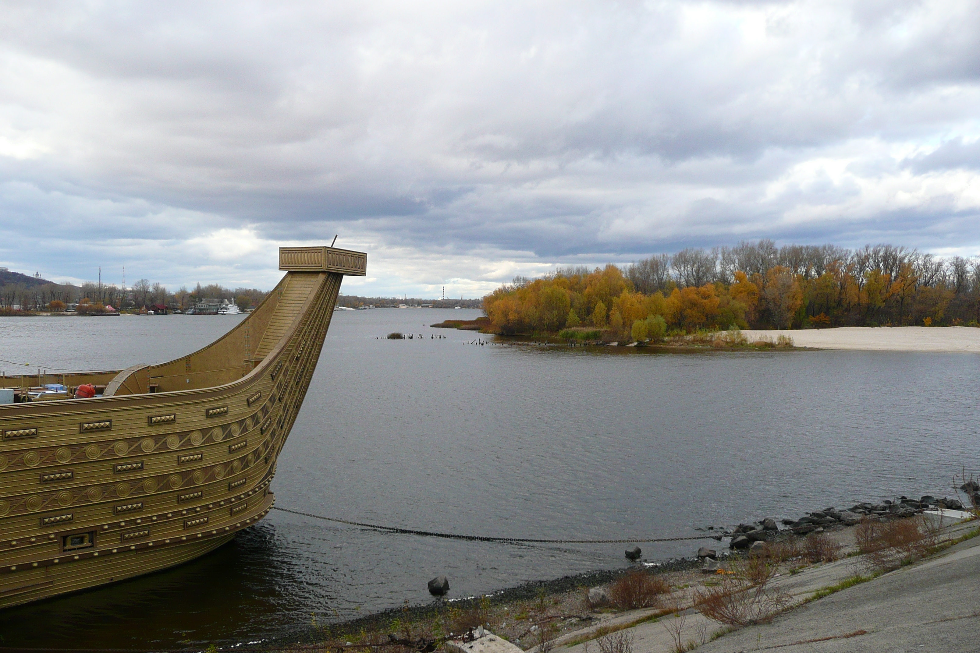 Picture Ukraine Kiev Hydropark 2007-11 30 - Tour Hydropark