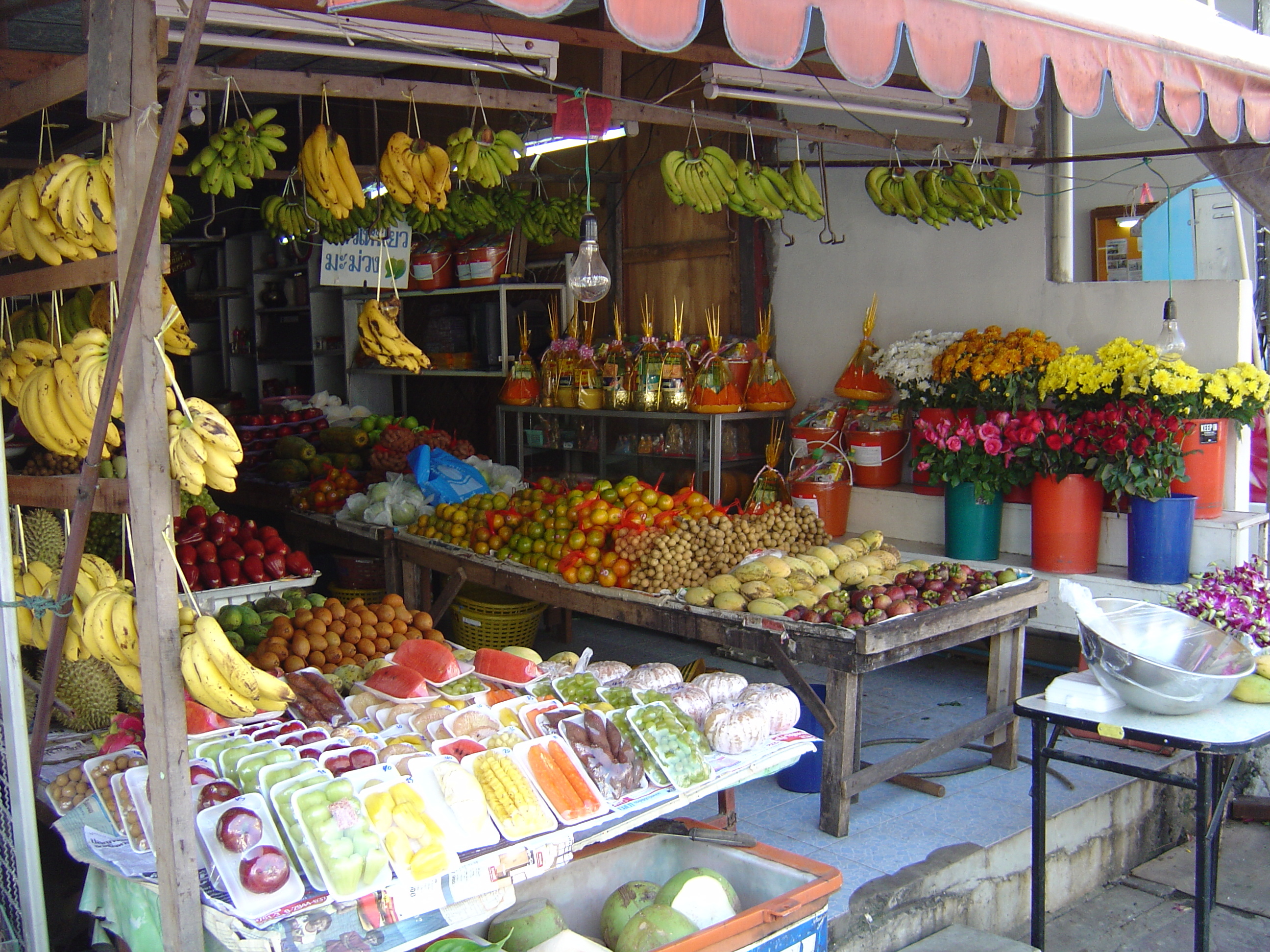 Picture Thailand Phuket Patong 2nd Road 2005-12 12 - Around 2nd Road