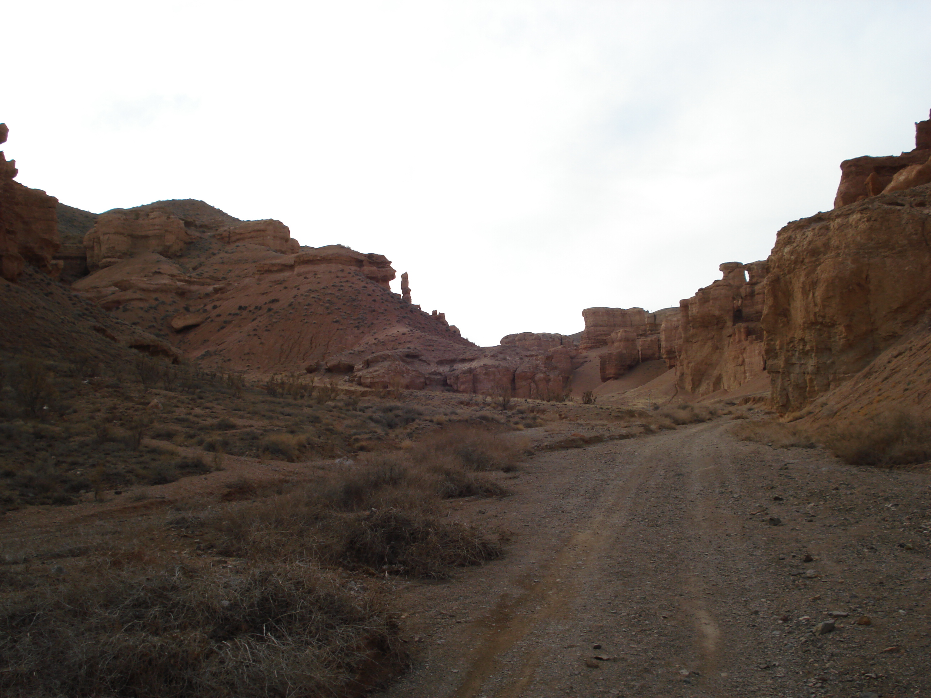 Picture Kazakhstan Charyn Canyon 2007-03 60 - Recreation Charyn Canyon