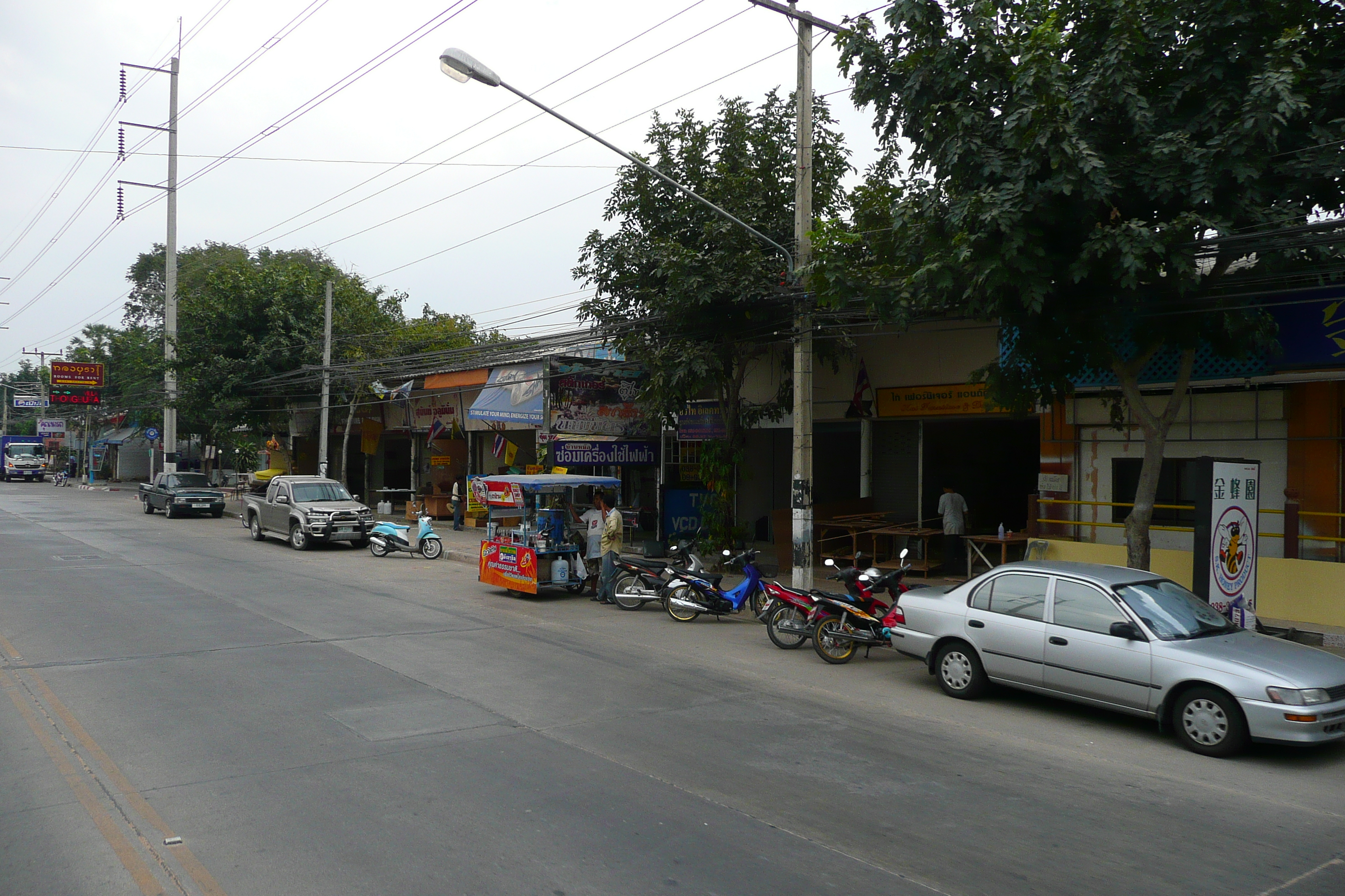 Picture Thailand Pattaya Theprasit 2008-01 10 - Tour Theprasit