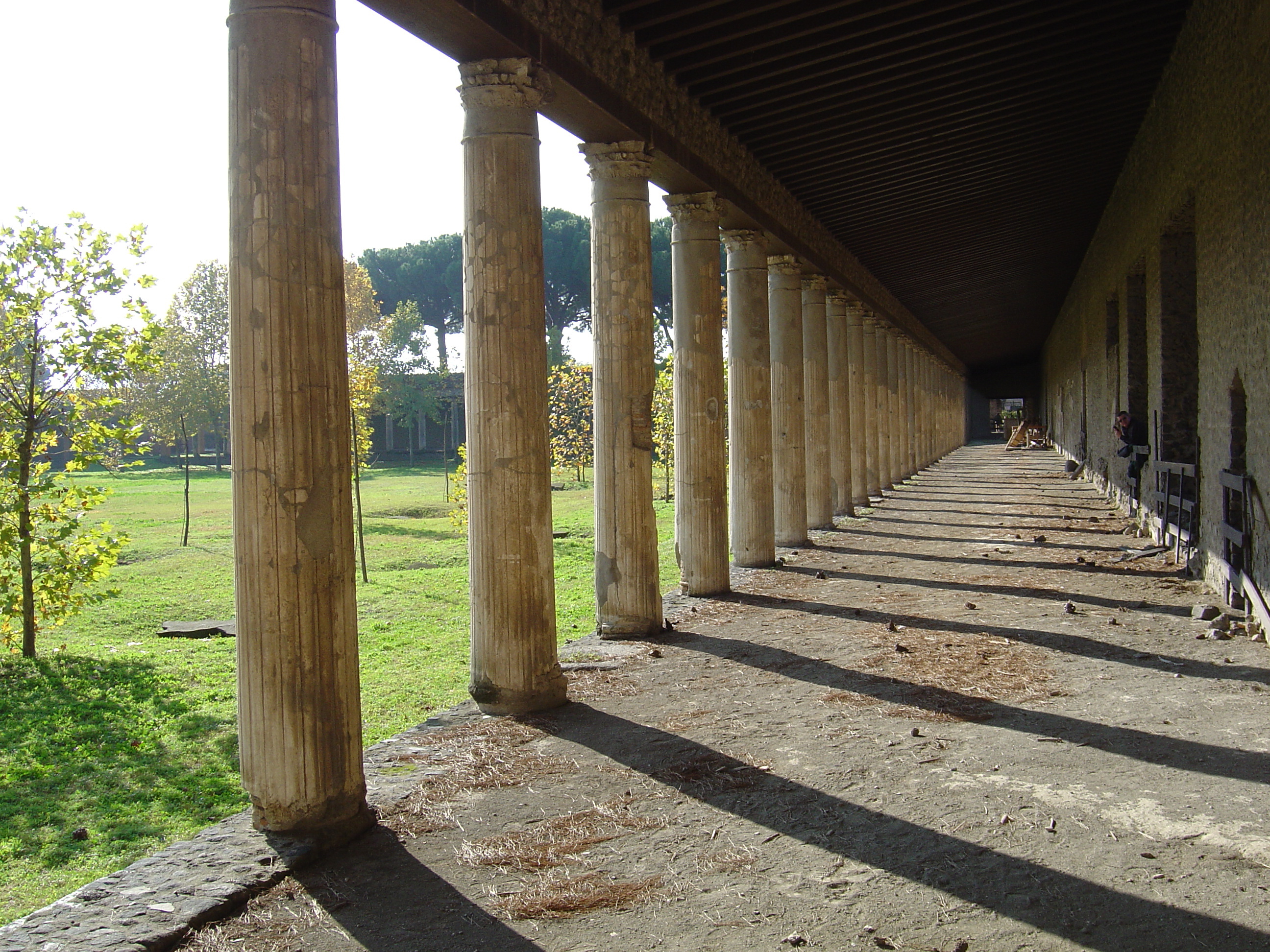 Picture Italy Pompei 2004-11 67 - Tour Pompei