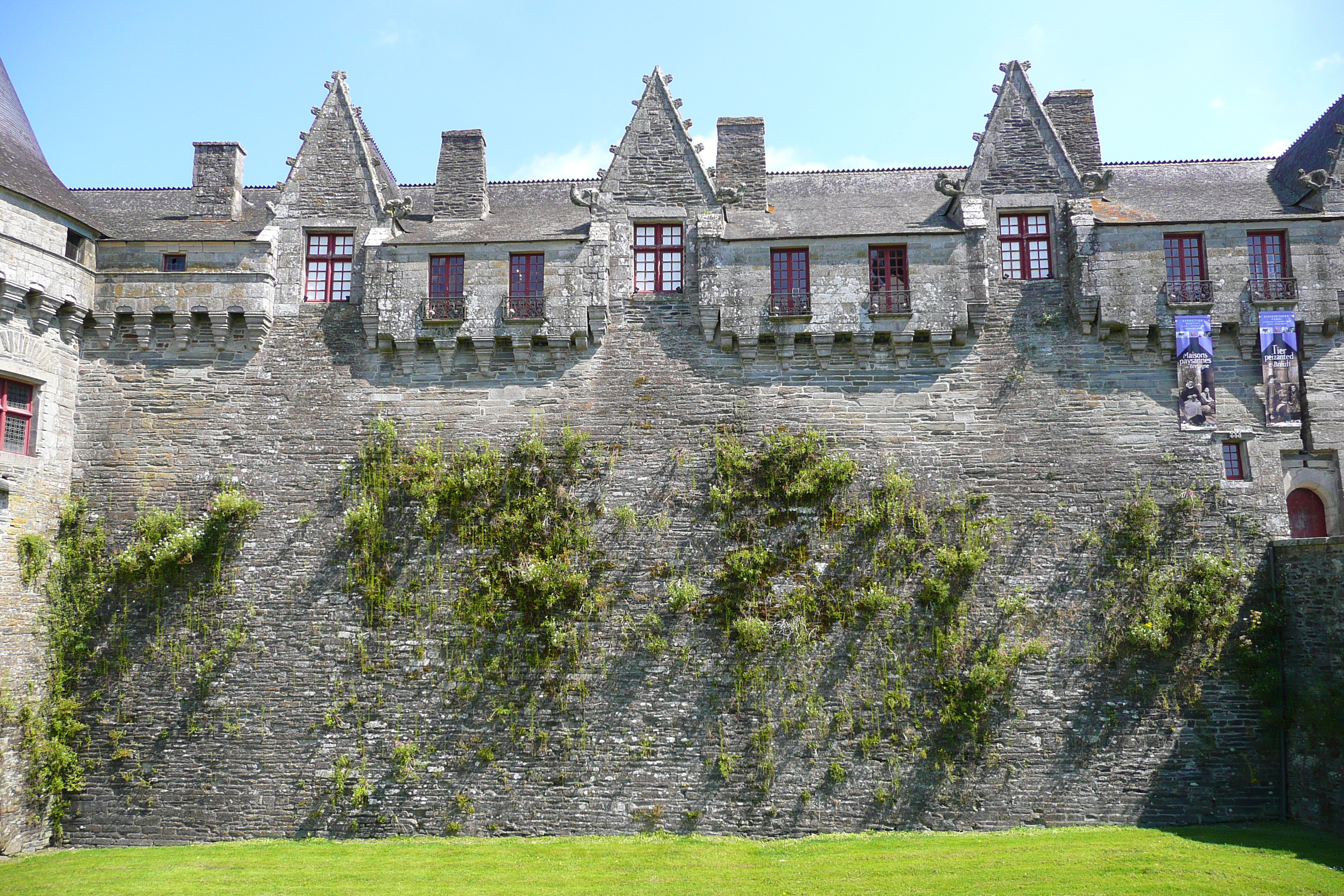 Picture France Pontivy Rohan's Dukes Castle 2007-08 3 - Tour Rohan's Dukes Castle