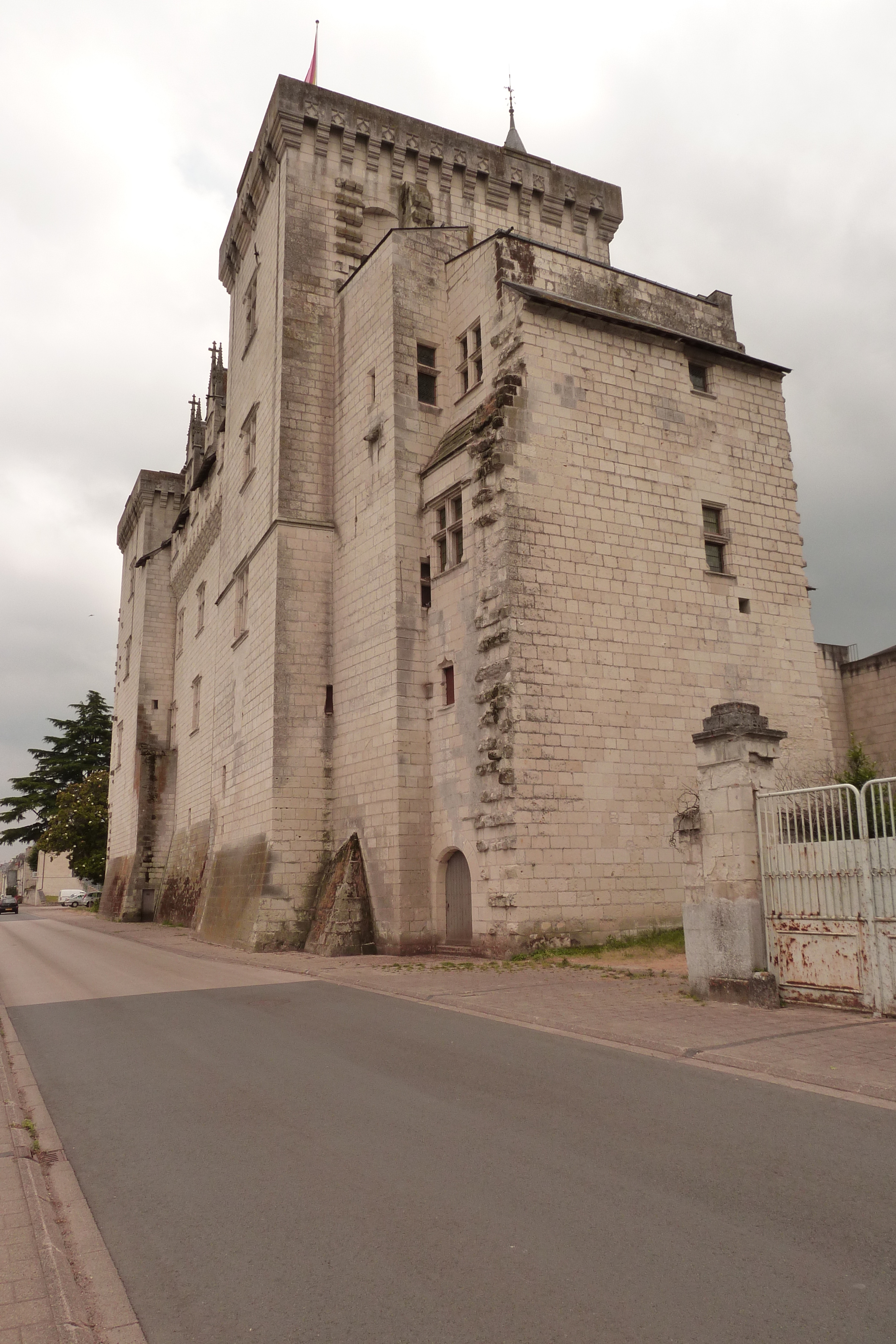 Picture France Montsoreau Castle 2011-05 179 - History Montsoreau Castle