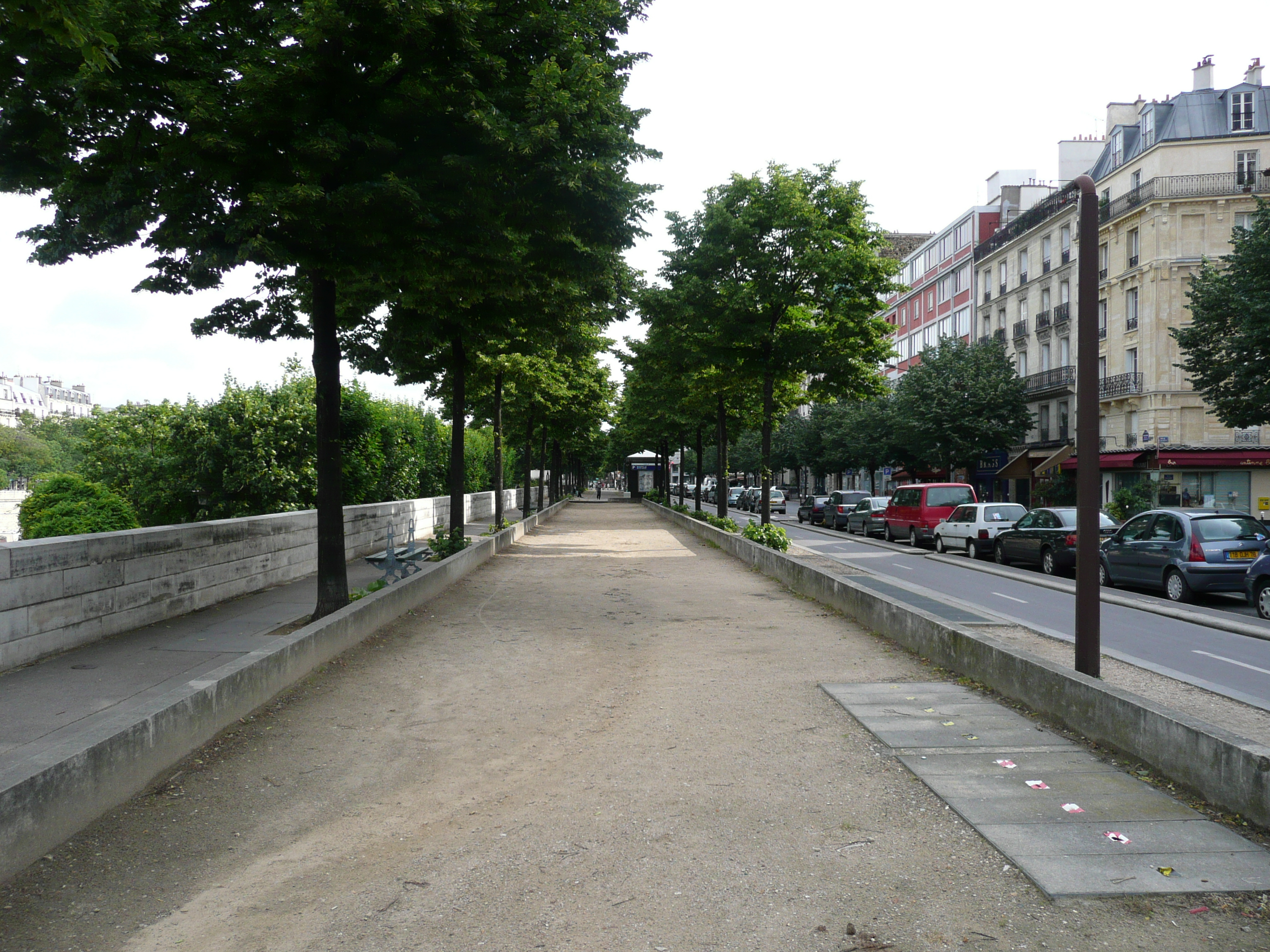 Picture France Paris Bastille Harbour 2007-06 22 - Center Bastille Harbour