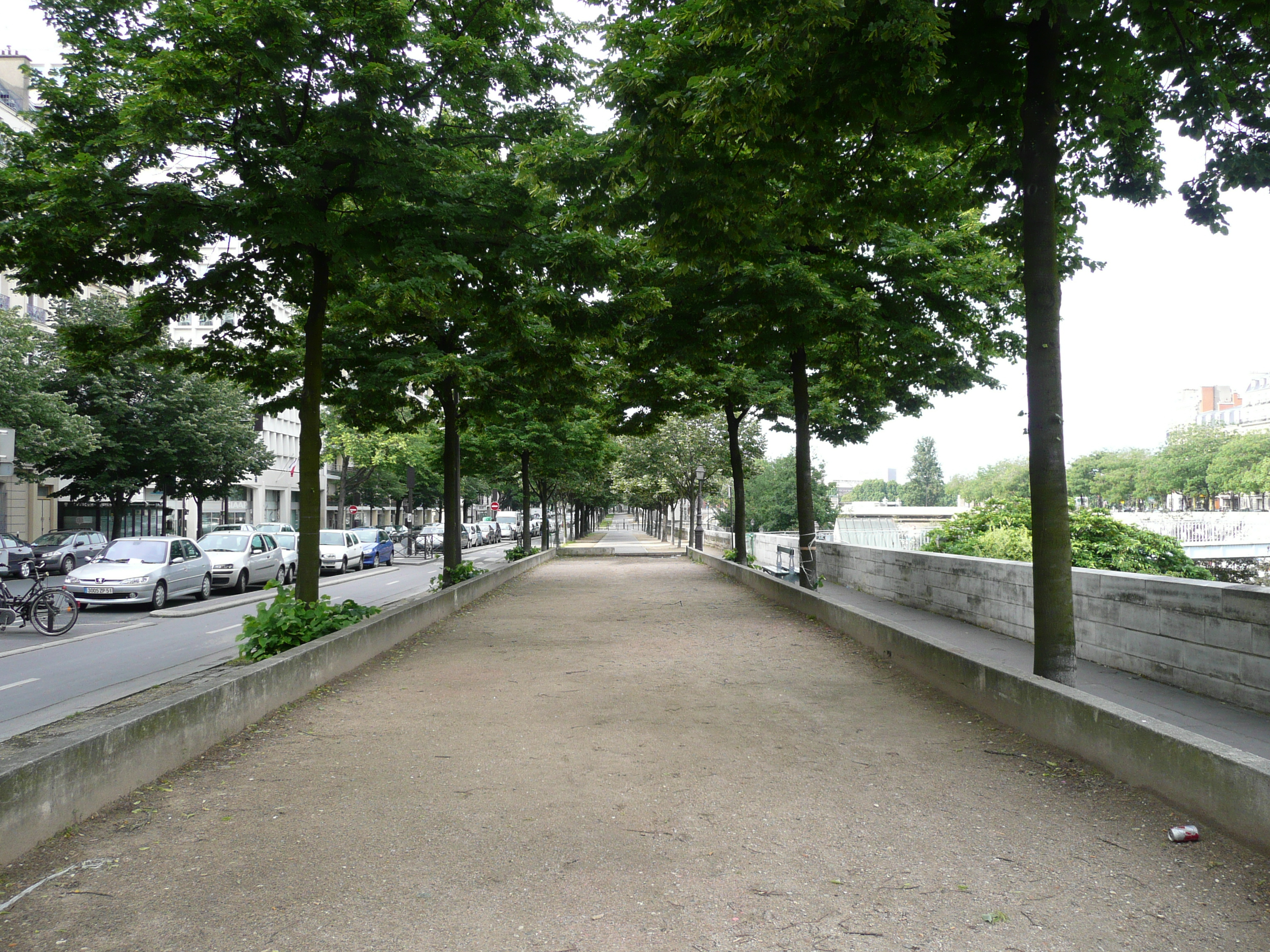 Picture France Paris Bastille Harbour 2007-06 23 - Center Bastille Harbour