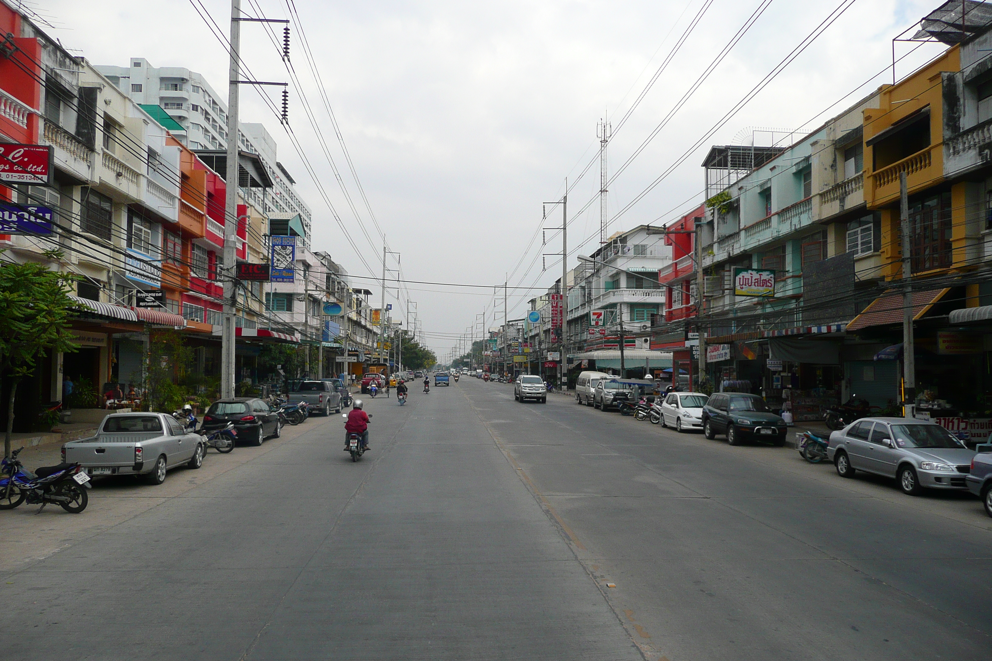 Picture Thailand Pattaya Theprasit 2008-01 12 - Around Theprasit