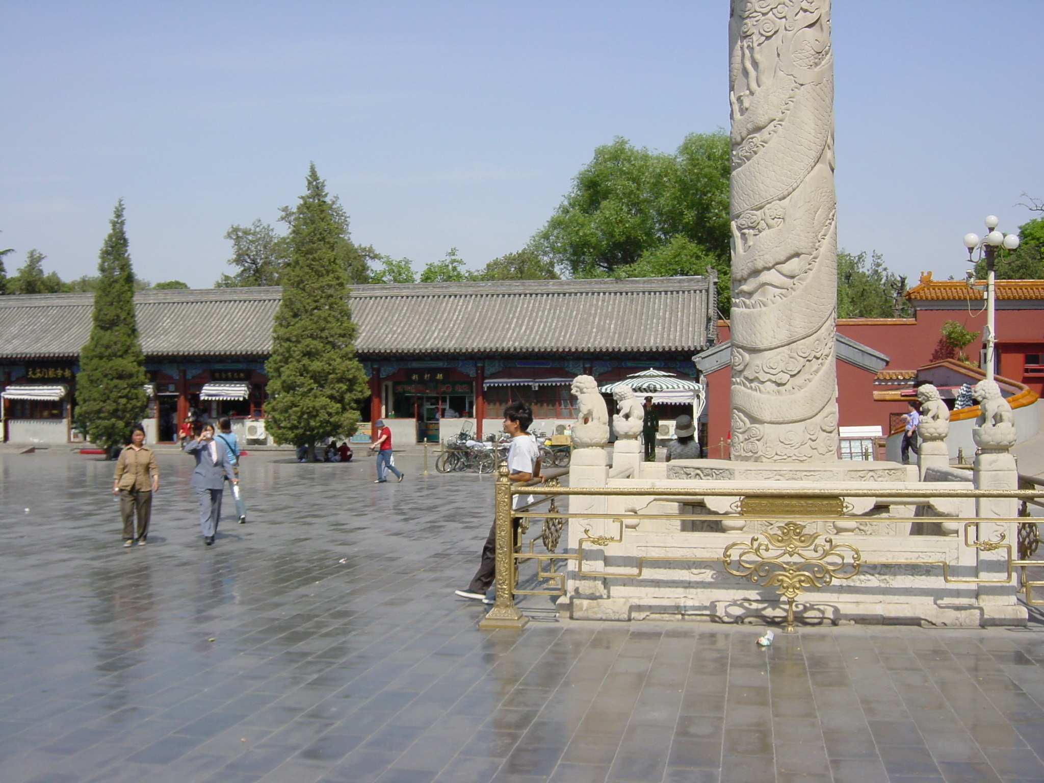 Picture China Beijing Tiananmen 2002-05 11 - Center Tiananmen